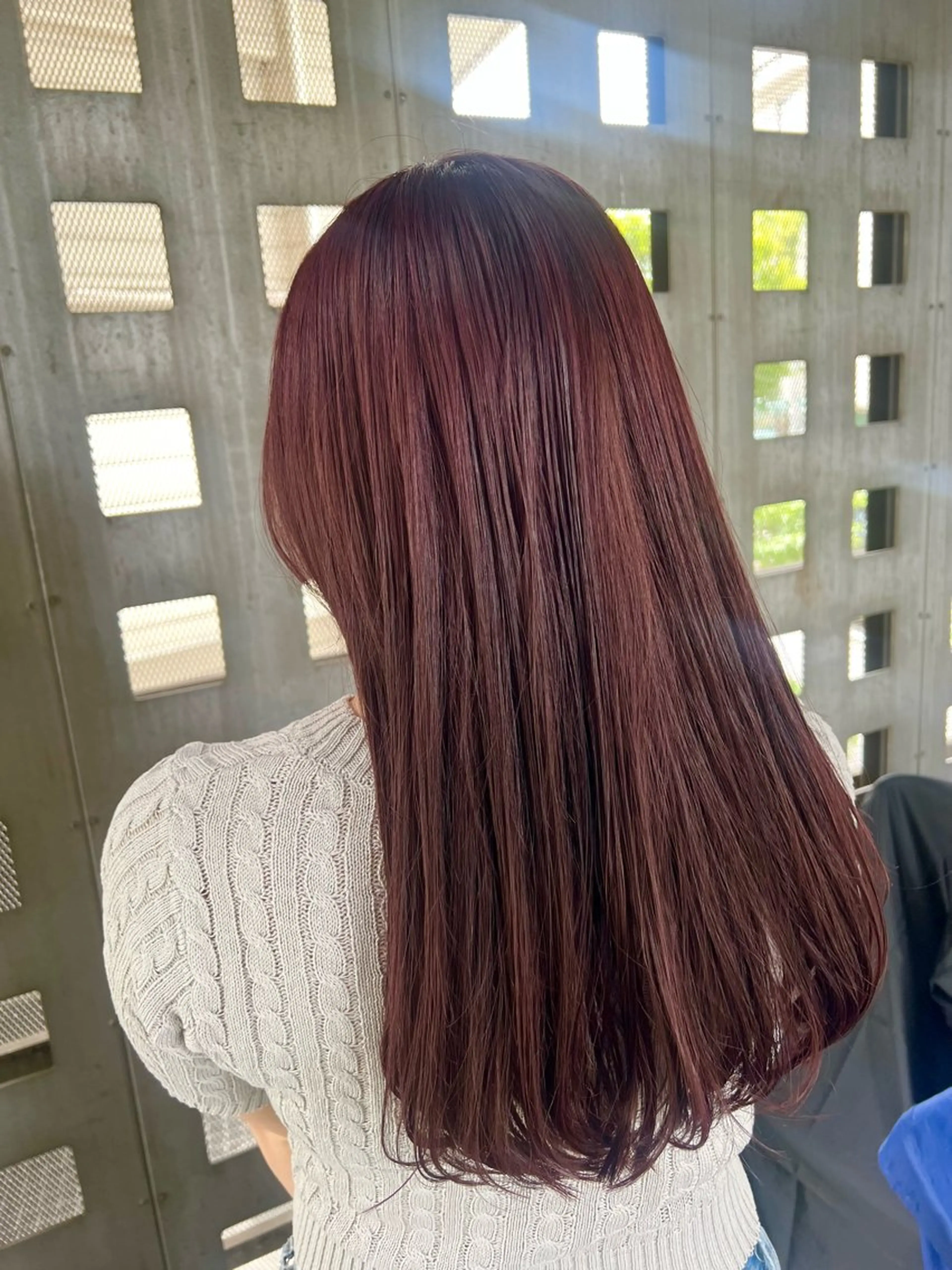カラー 羽根 ひなののヘアスタイル