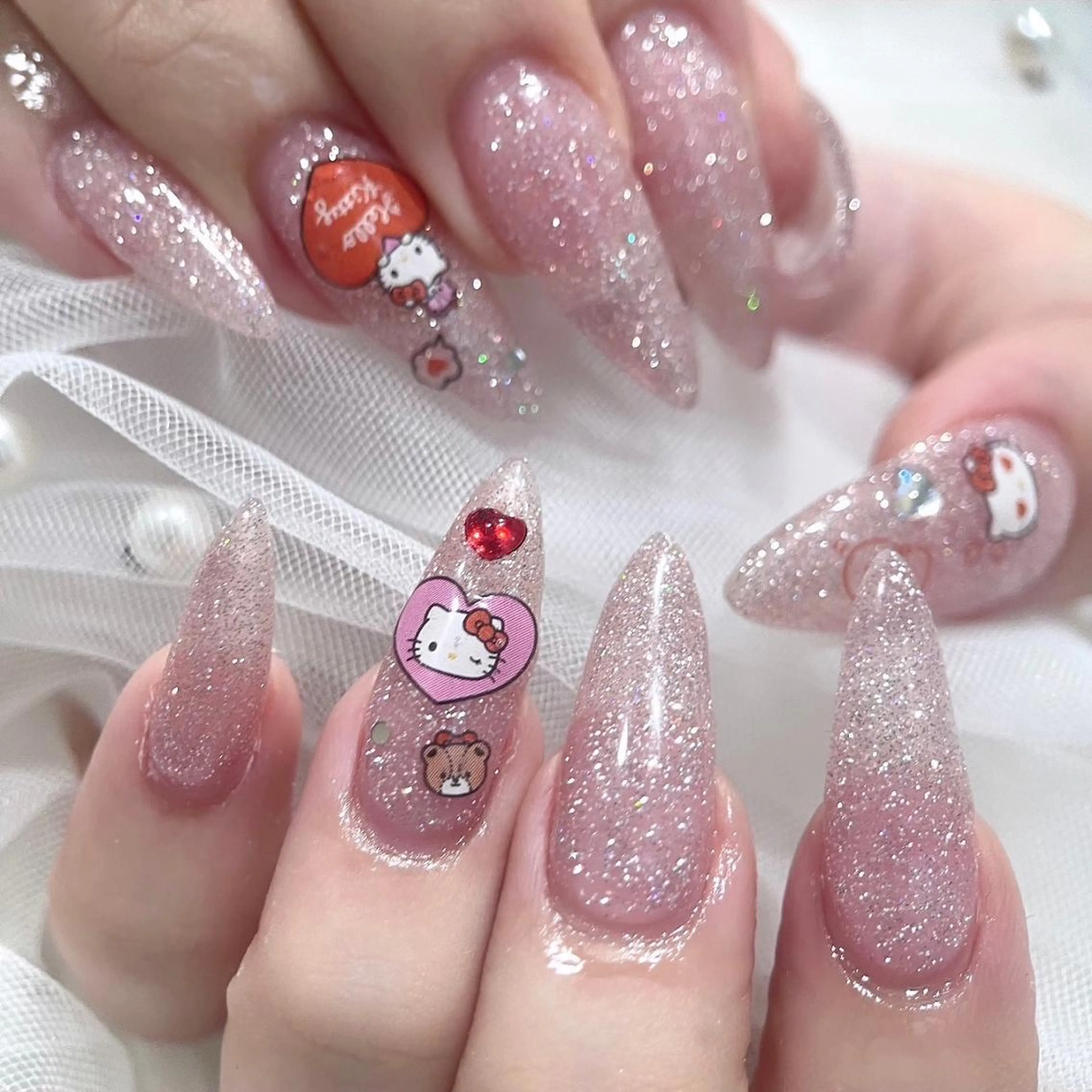ネイル ハンドネイル 🍓fein.表参道 ANNEX店🧁🪽のマツエク・マツパデザイン