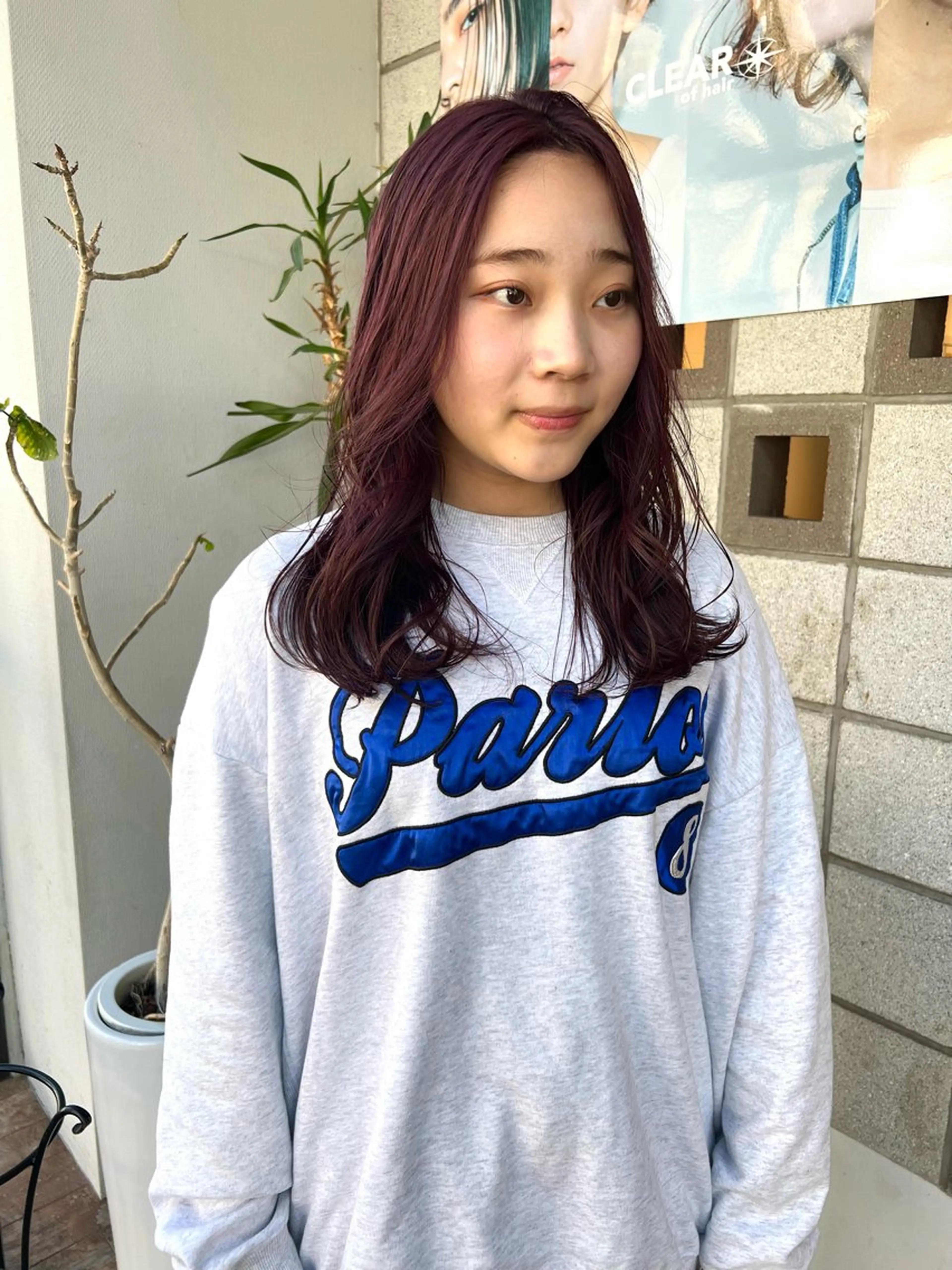 セミロング パープルカラー カット ヘアカラー トリートメント 松本  夏海のヘアスタイル