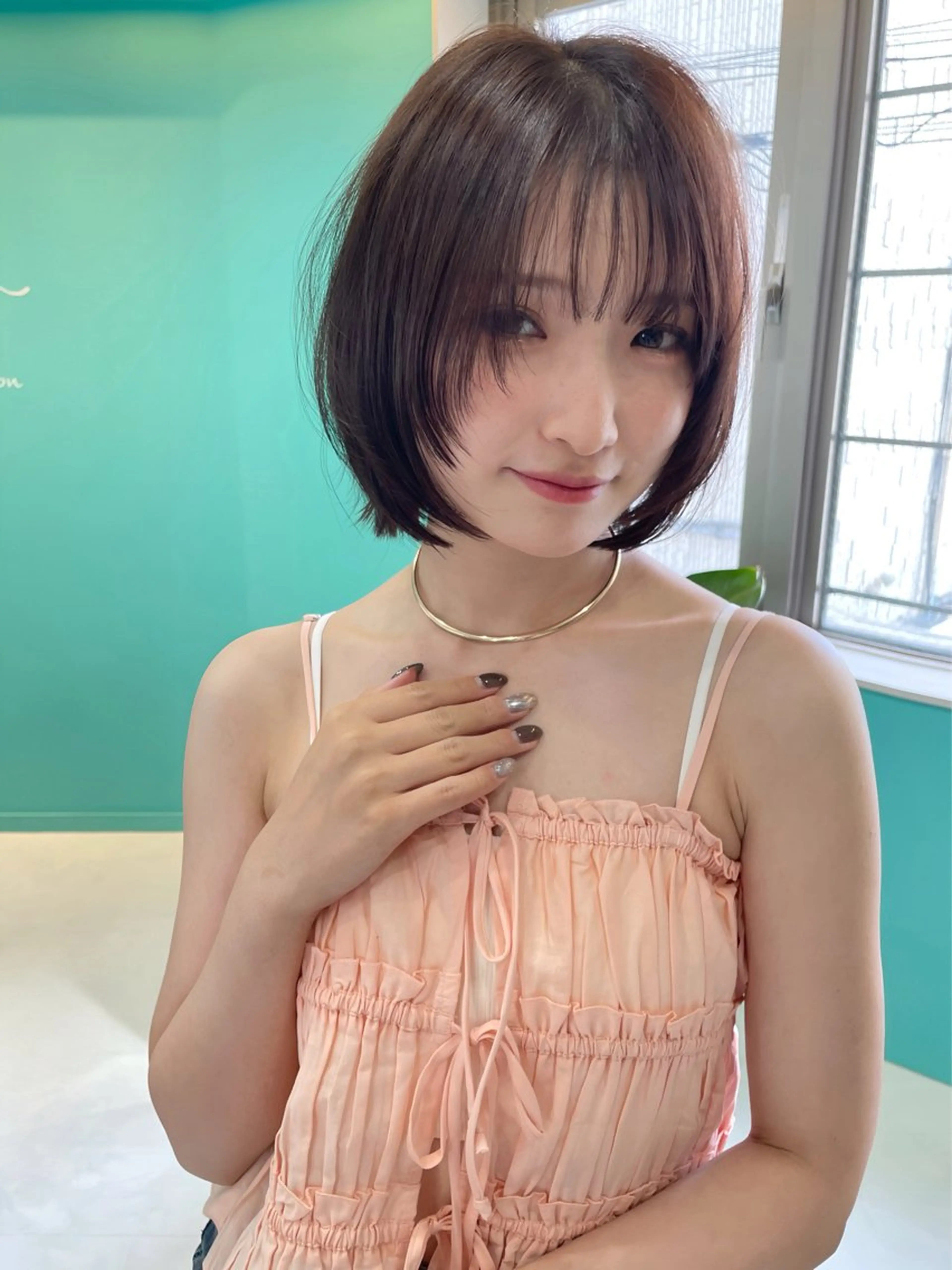 ショート カラー ボブレイヤー ブリーチ ダブルカラー ボブ レイヤーカット カット ヘアカラー トリートメント 💫ダブルカラー💫 池袋西口・泡渕✂️のヘアスタイル