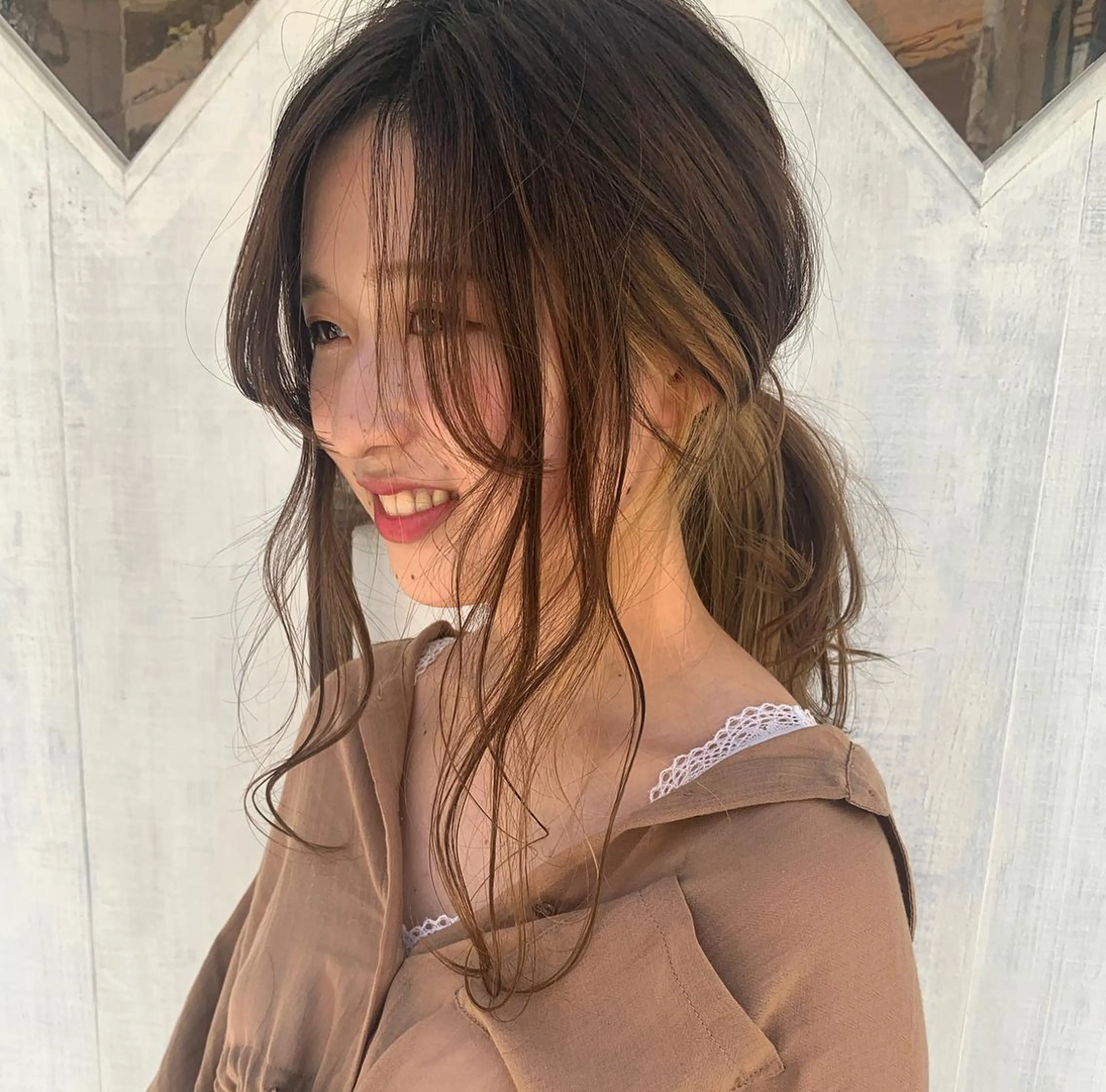 ロング カラー ツチダ カホのヘアスタイル