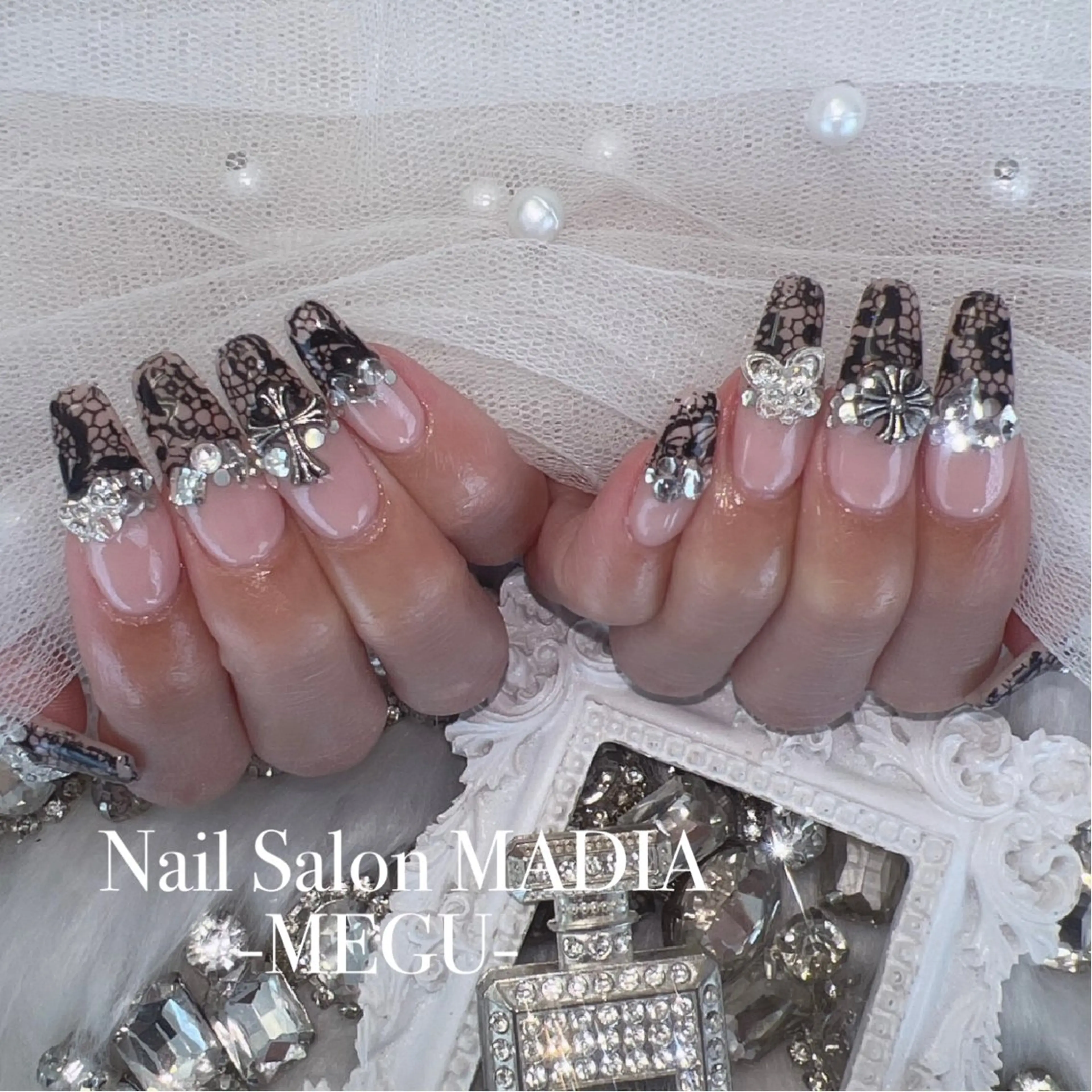 ネイル MADIA藤沢所属・MADIA MEGUのネイルデザイン