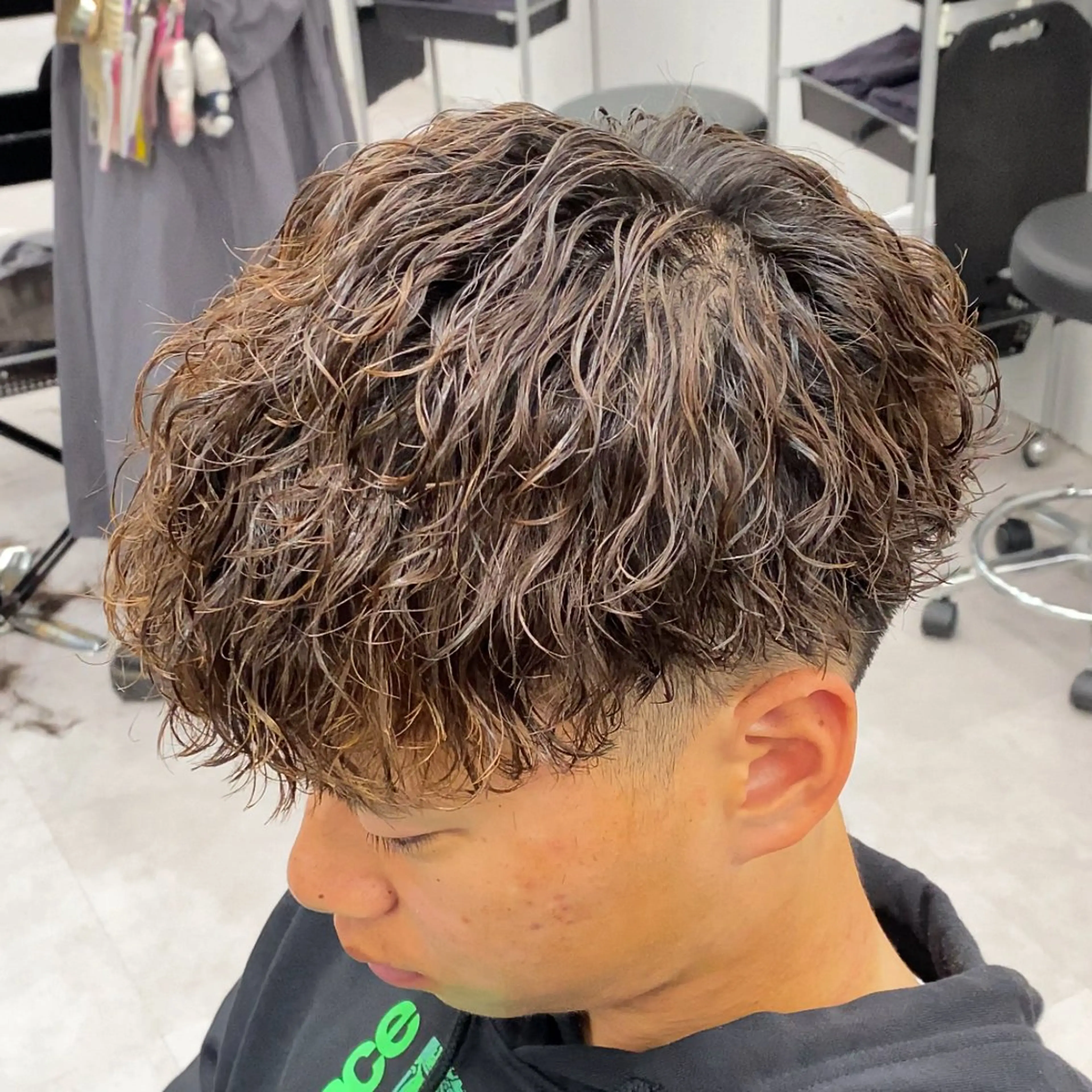 ショート パーマ メンズ カット パーマ メンズ特化LIBER 石川玲央のヘアスタイル