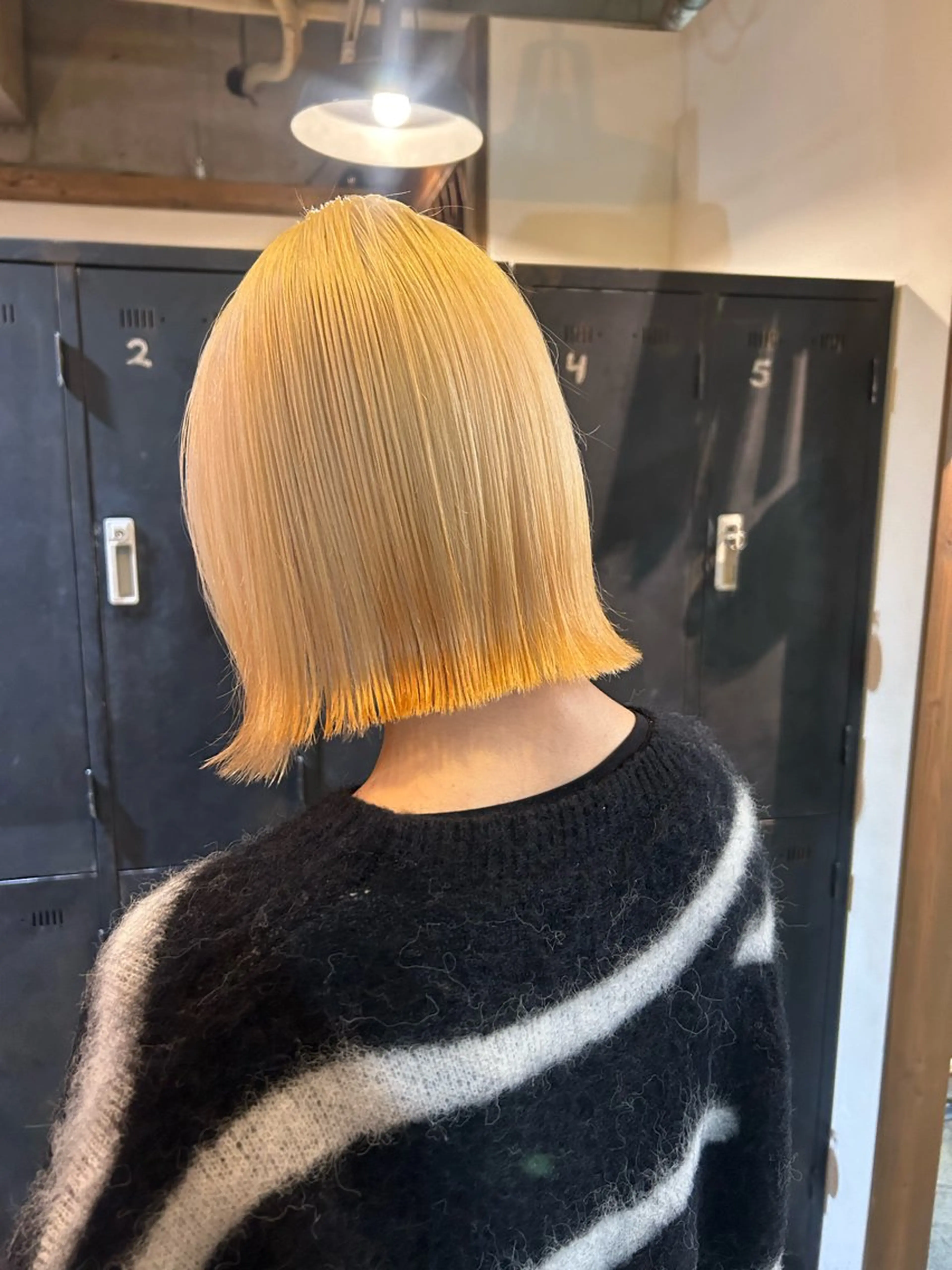 ミディアム カット ヘアカラー トリートメント ハイトーン/ブリーチ 🧁soraのヘアスタイル