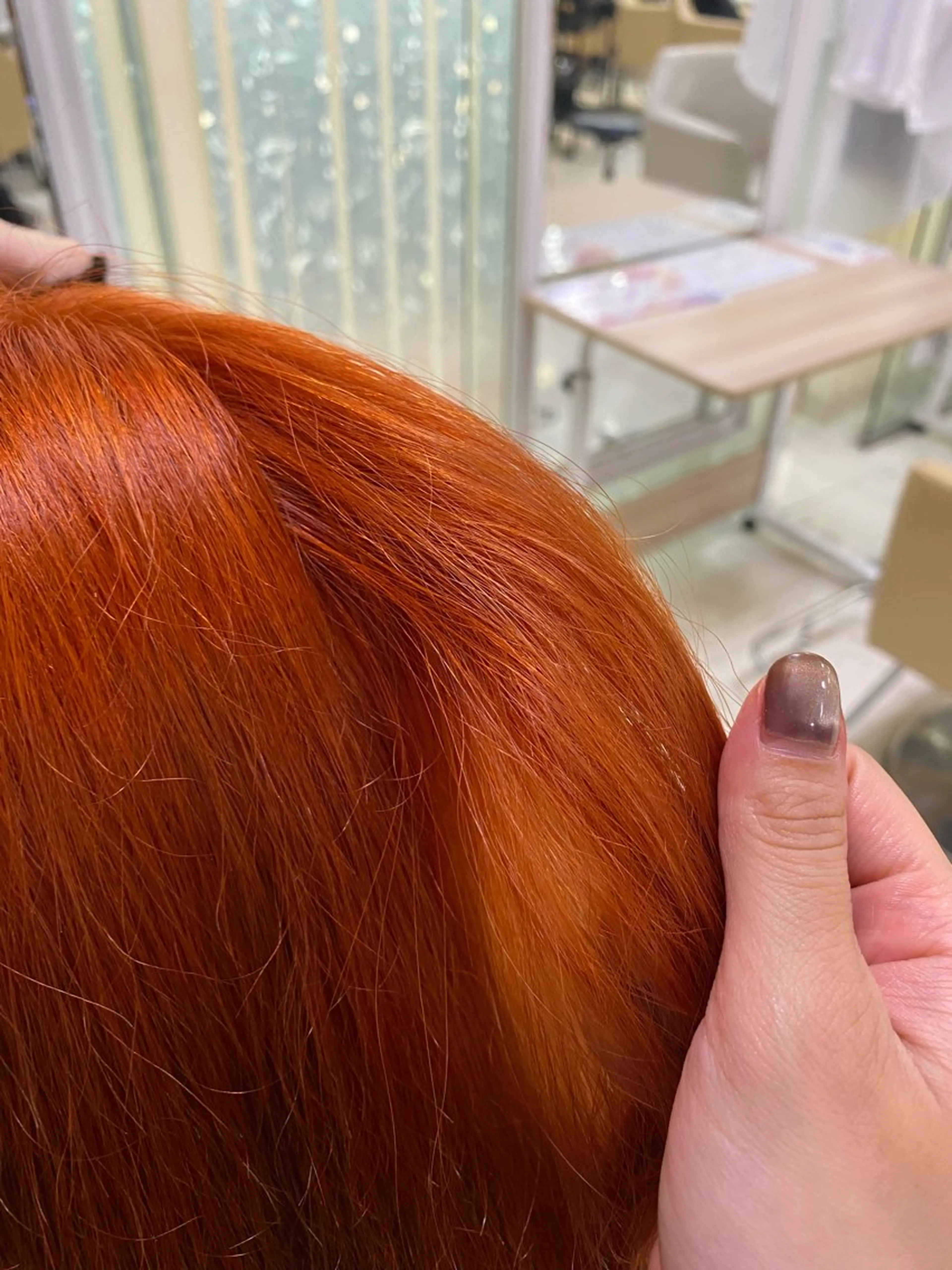 カラー 岡本 あおいのヘアスタイル