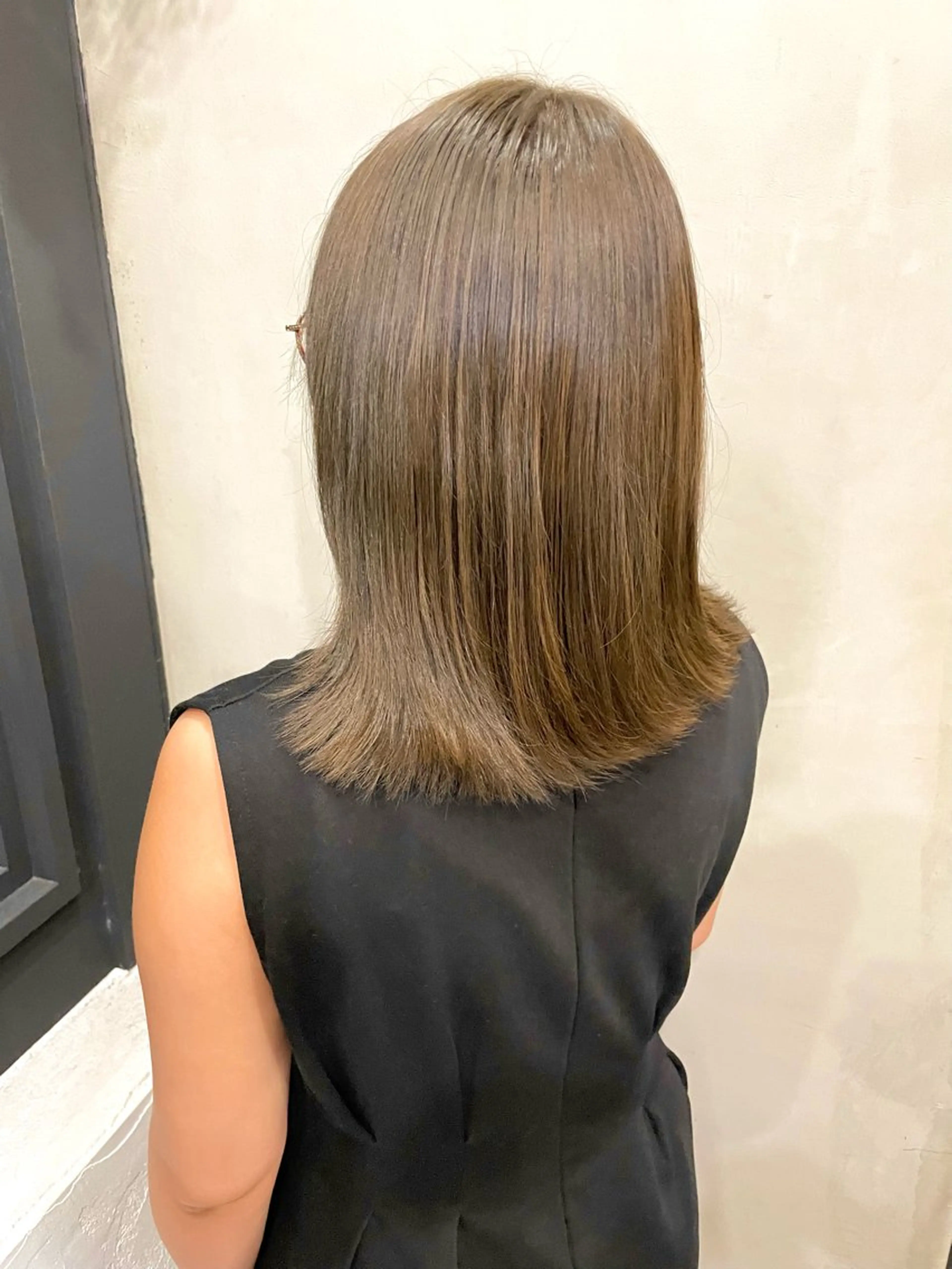 ミディアム カラー ベージュカラー オリーブベージュ ✨メンズ縮毛モデル 募集✨イブキのヘアスタイル