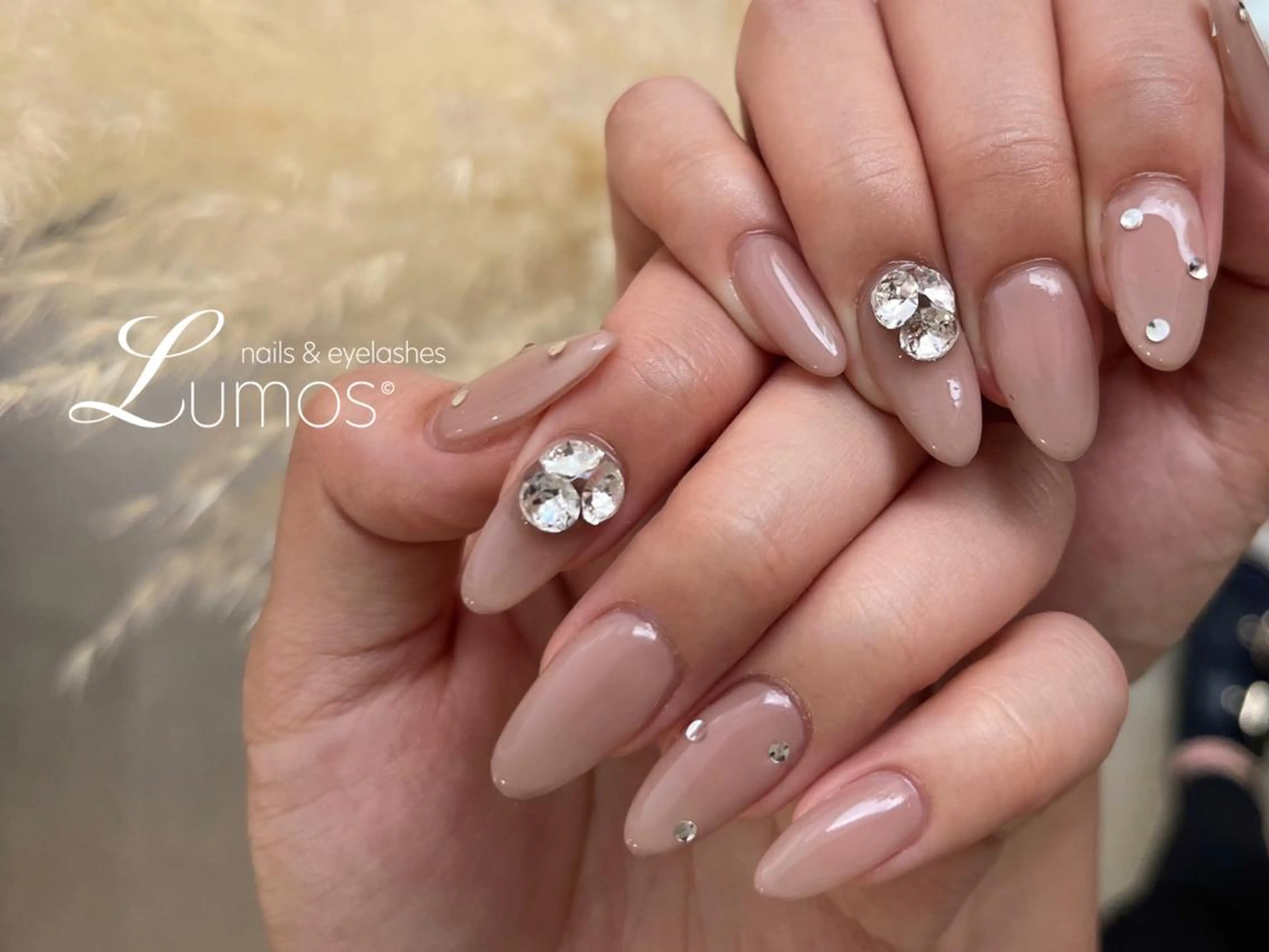 ネイル ストーンネイル ハンドネイル Lumos/nail &eyelashes桜川店所属・Lumos Annのネイルデザイン