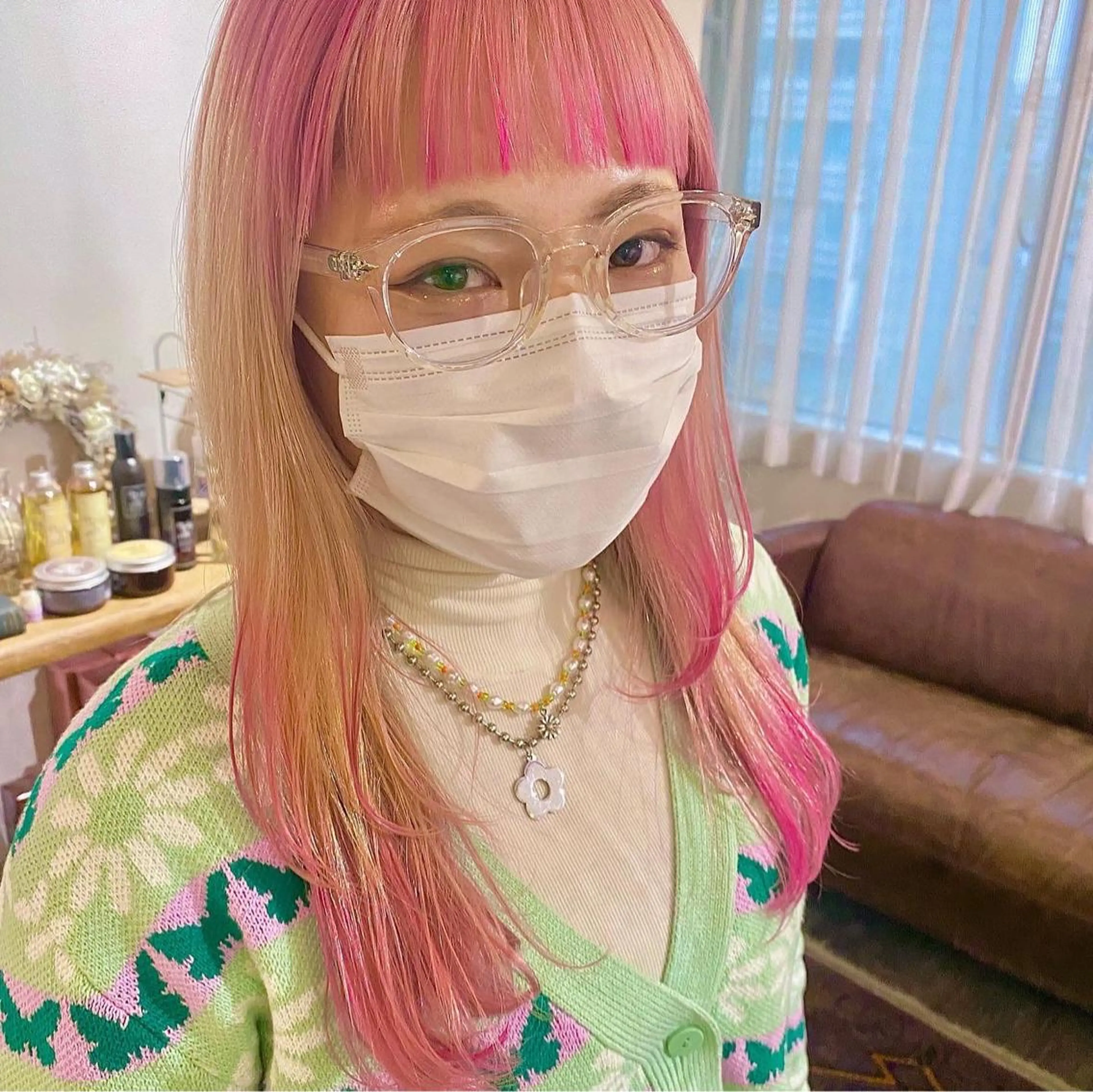 ロング カラー カット ヘアカラー トリートメント 梅田ハイトーン チダ ヒナノのヘアスタイル