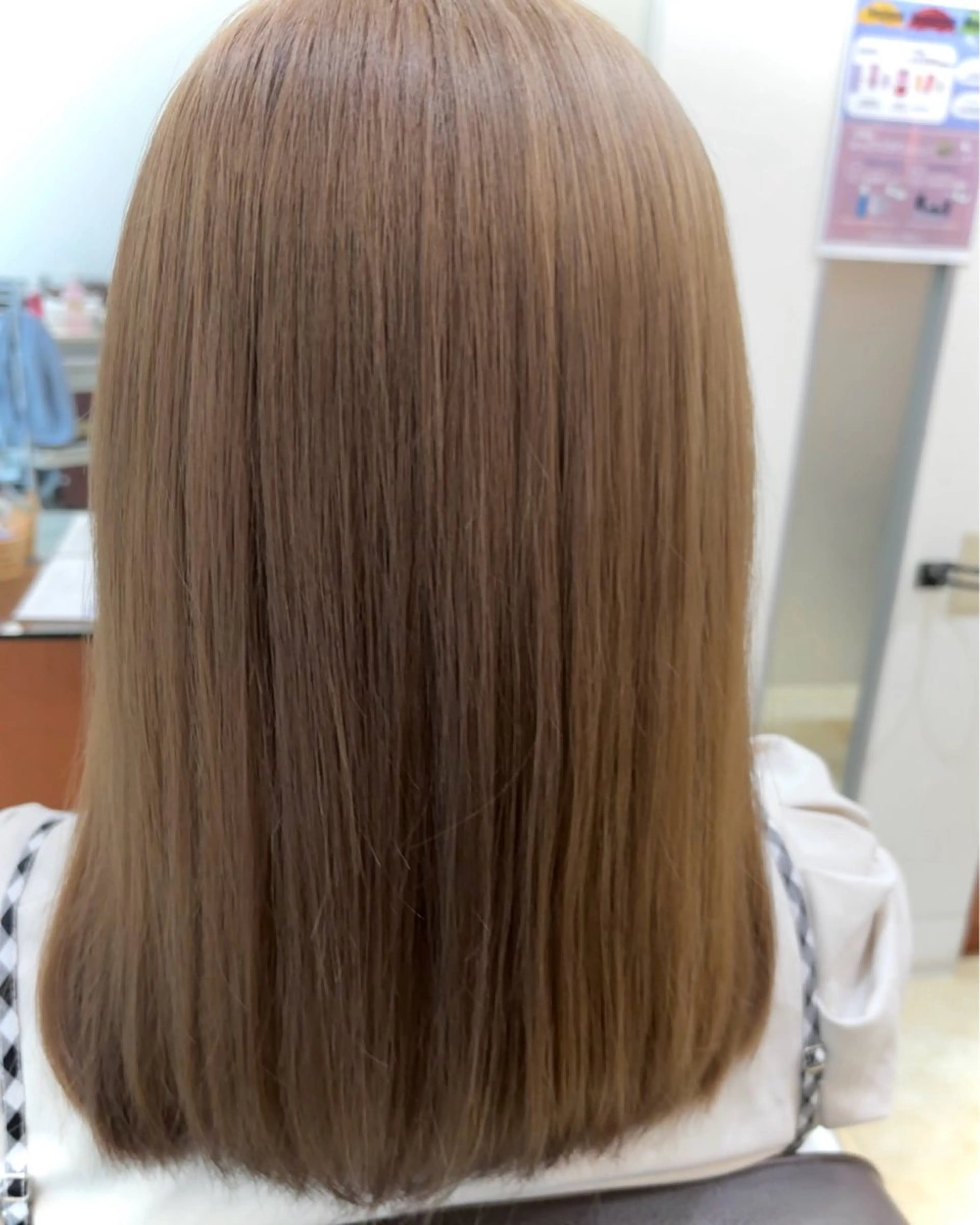 ミディアム カラー ヘアカラー 亀山 来未のヘアスタイル