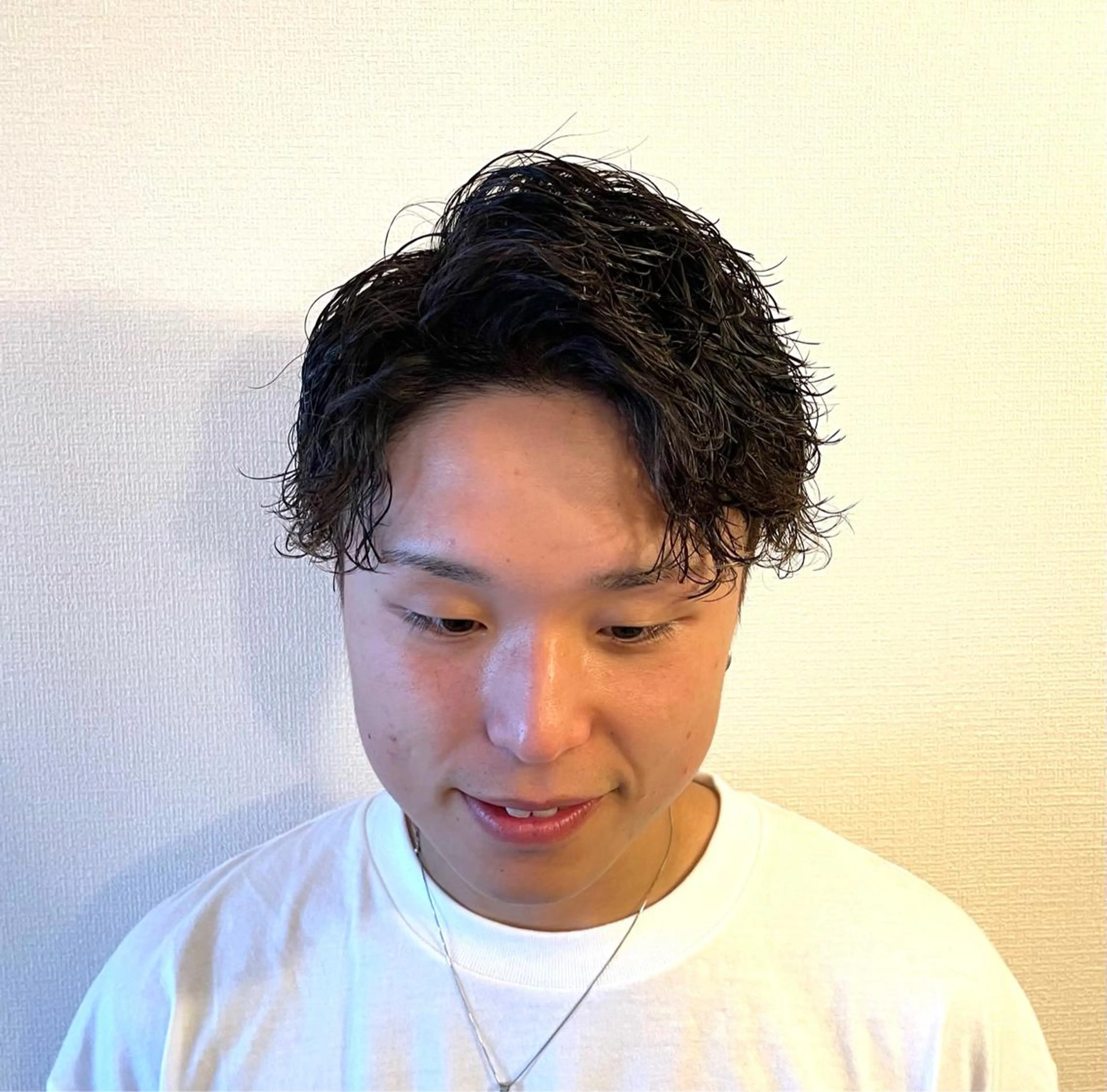 パーマ メンズ アップバング メンズパーマ メンズツイストパーマ ツイストパーマ 【柏メンズパーマ職人 】店長 KAZUMAのヘアスタイル