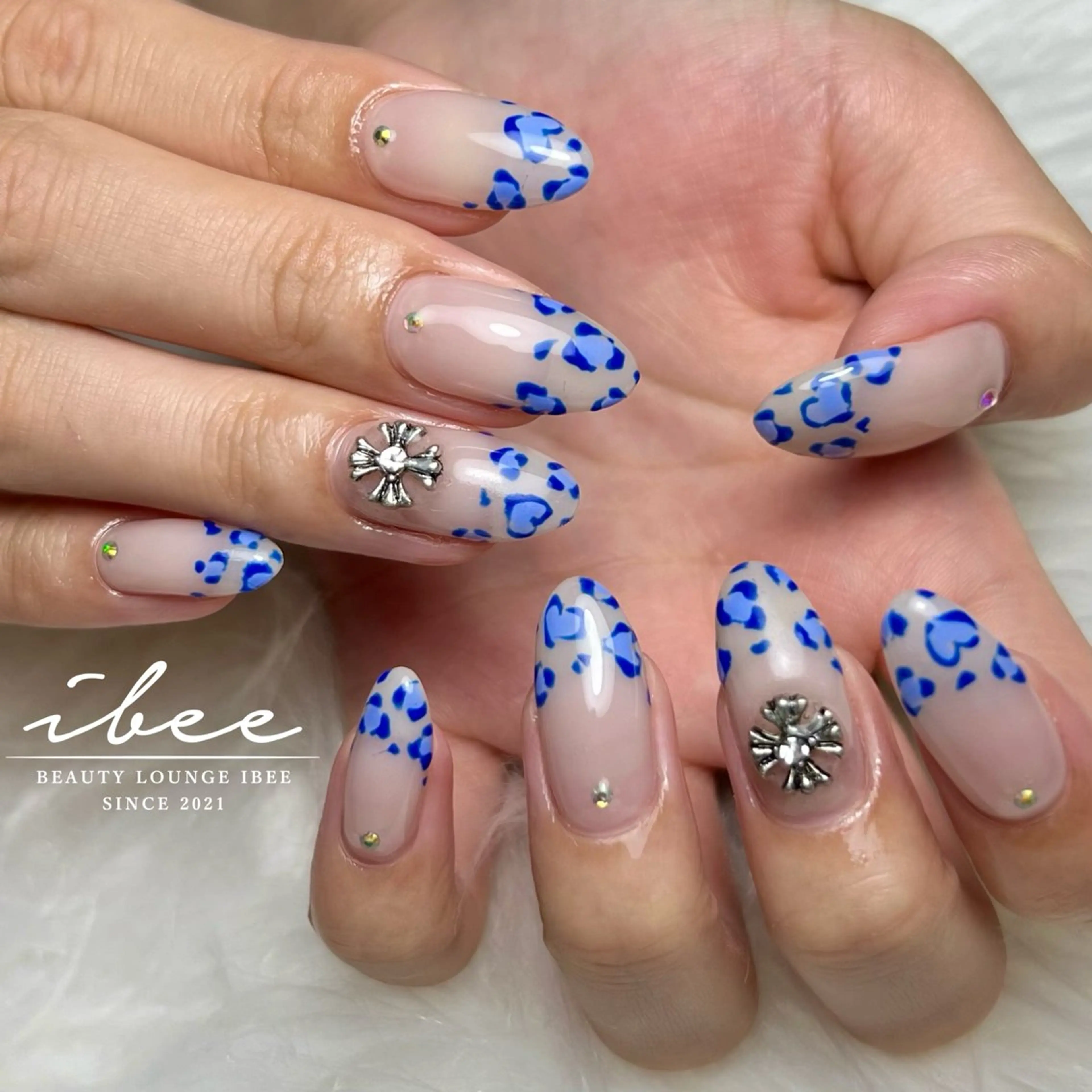 ネイル ハンドネイル ibee nail 🤍yumiのネイルデザイン