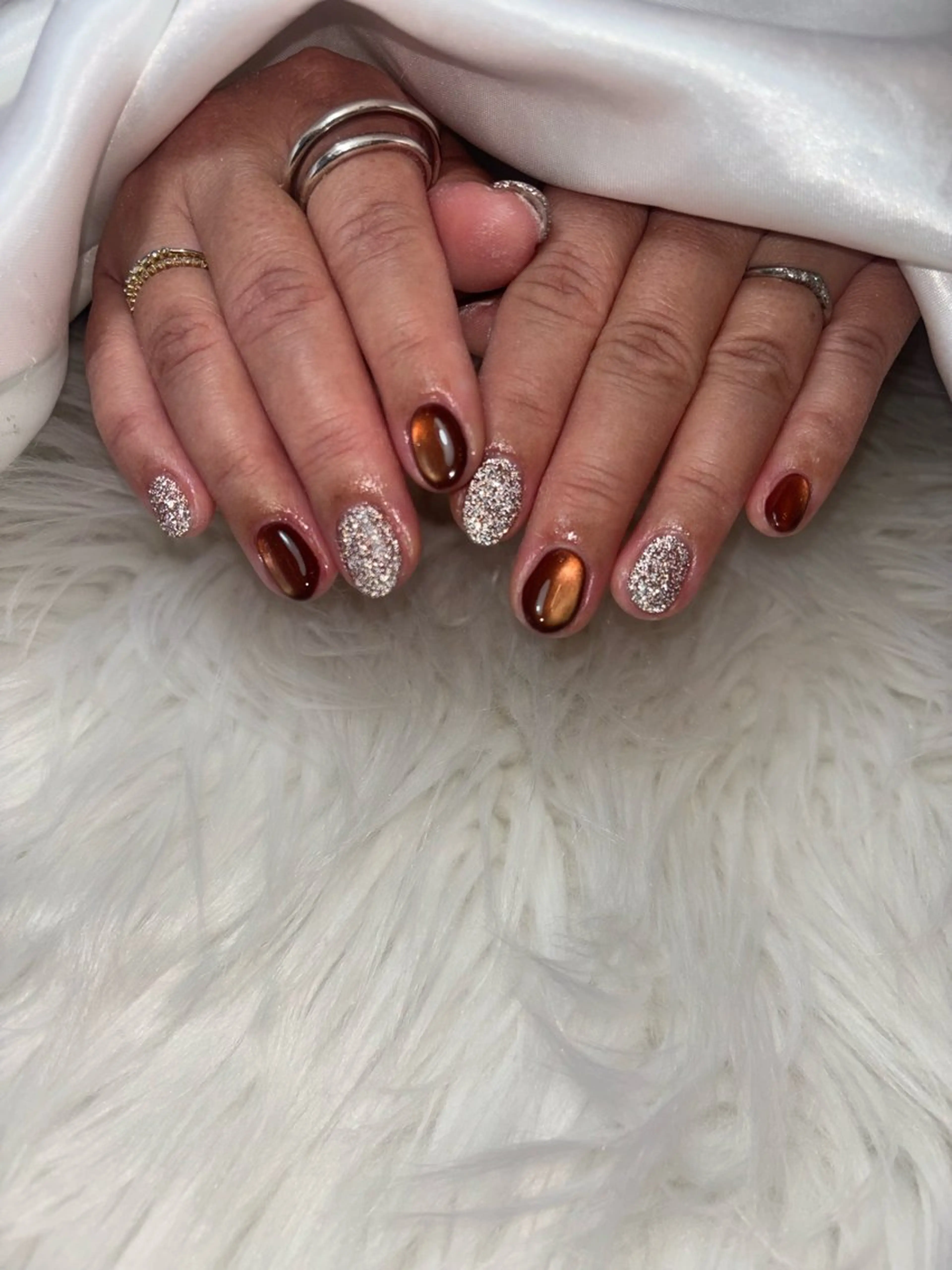 ネイル ブルー キラキラネイル 韓国ネイル マグネットネイル シンプルネイル ハンドネイル timtam --sakiのネイルデザイン