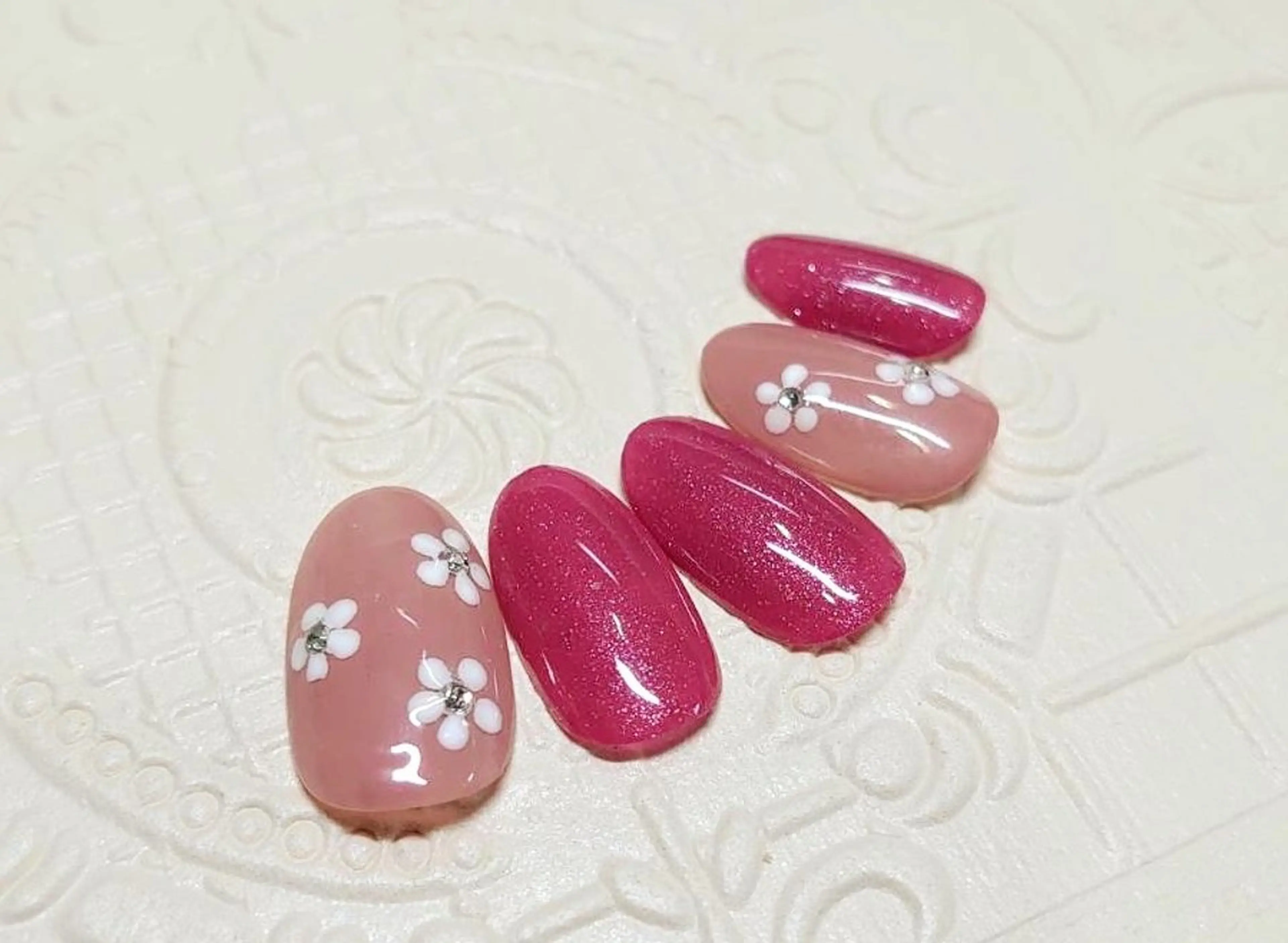 ネイル アートネイル ドット ラメ(グリッター) 春ネイル ストーンネイル ハンドネイル nailsalon pecheのネイルデザイン