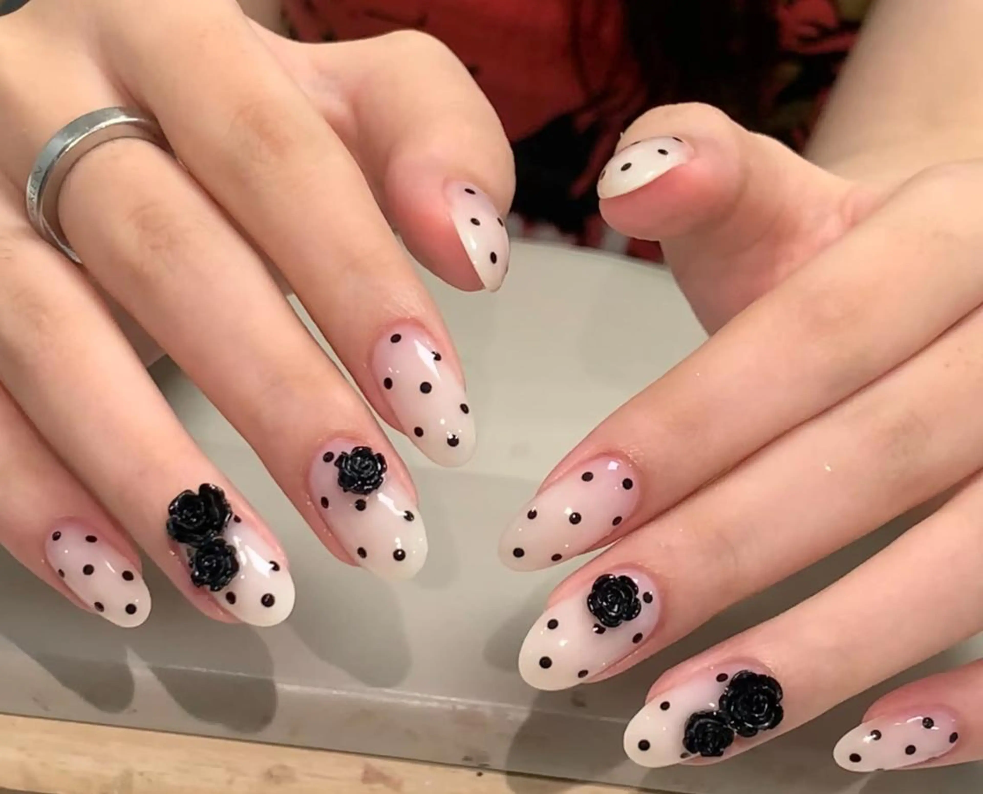 ネイル ハンドネイル ハンドケア 🍑 momo_nailのネイルデザイン