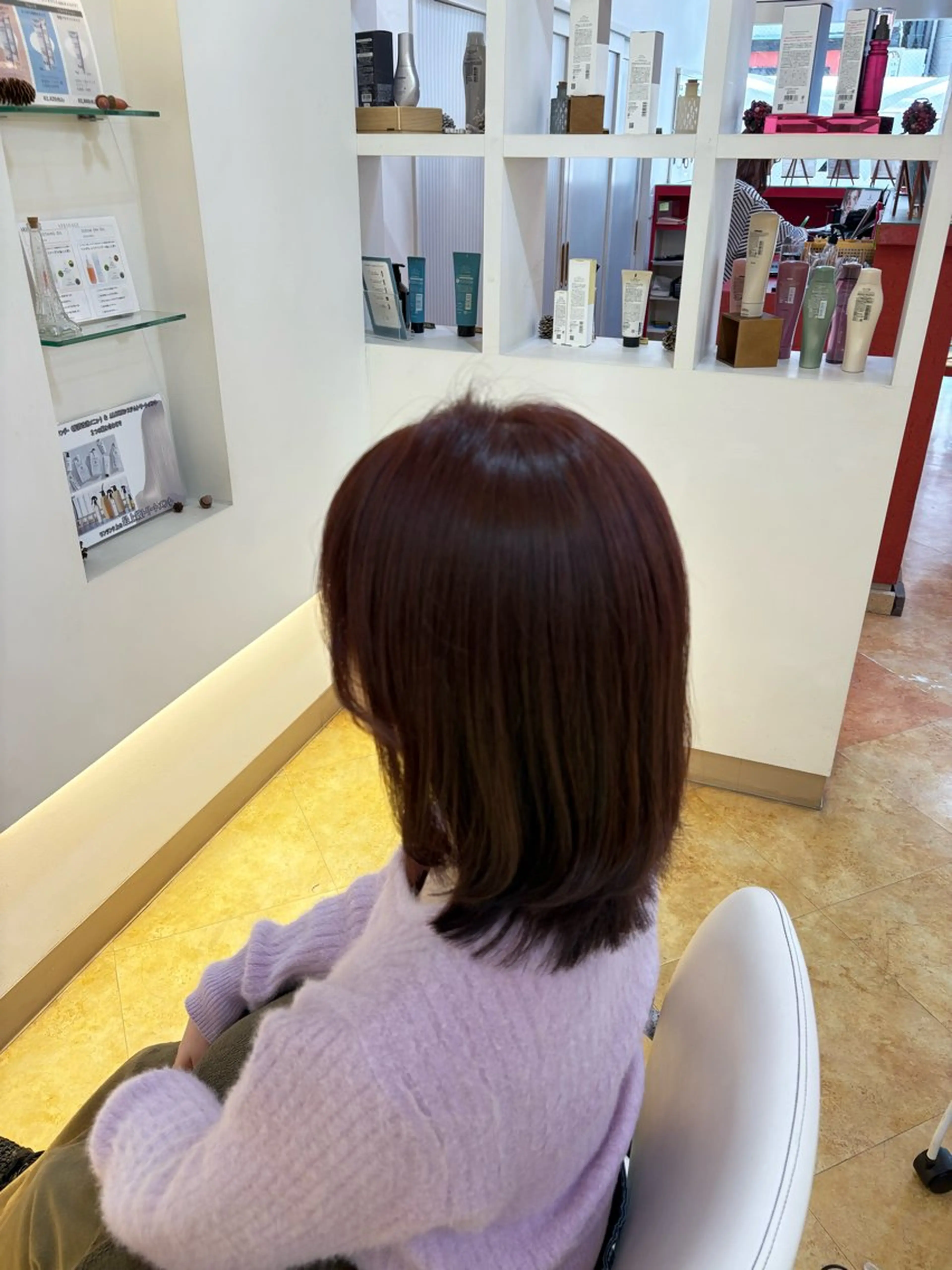 ミディアム 小松 千夏のヘアスタイル