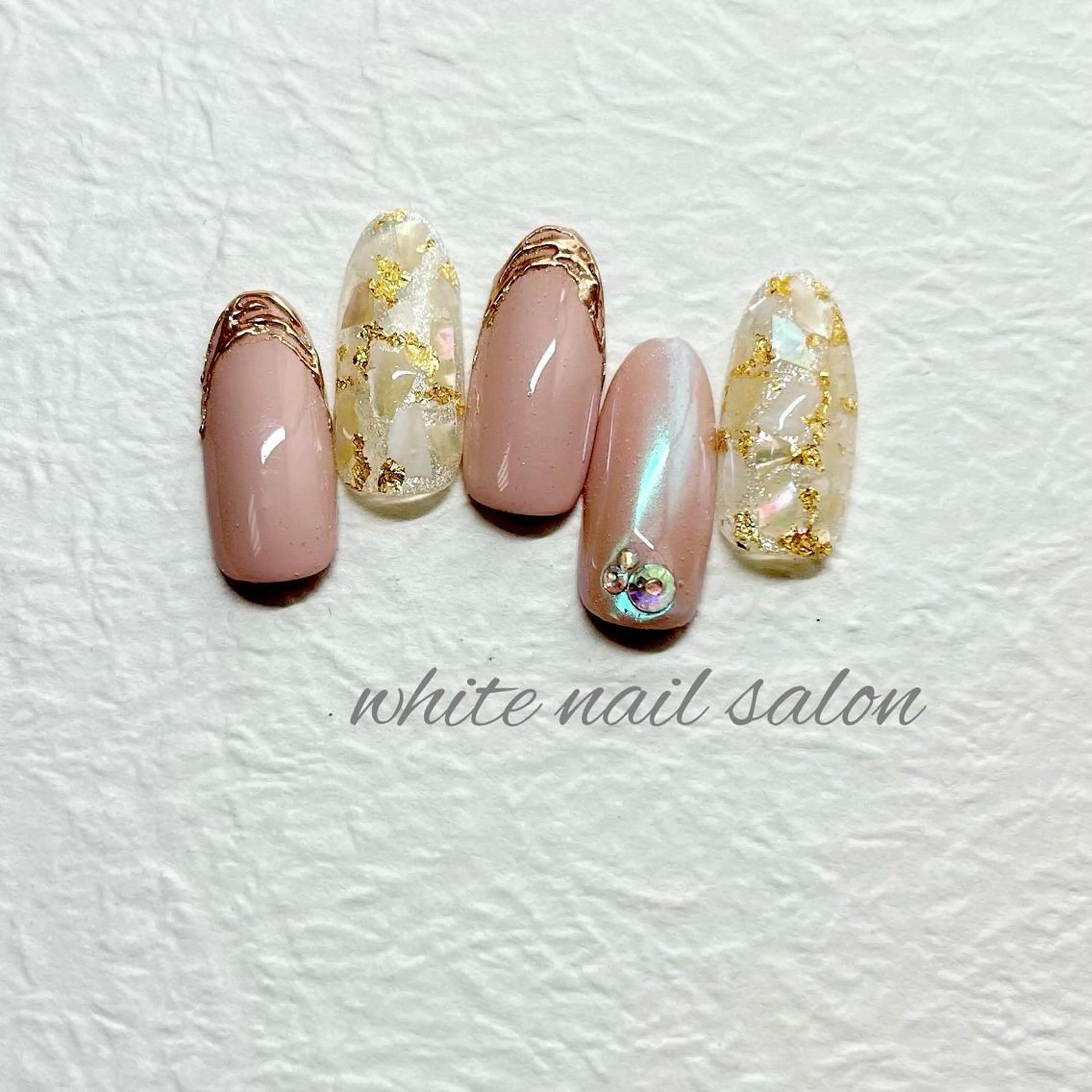 ネイル フットネイル ジェルネイル ハードジェル ラメ(グリッター) 持ち込み ハンドネイル white nail salonのネイルデザイン