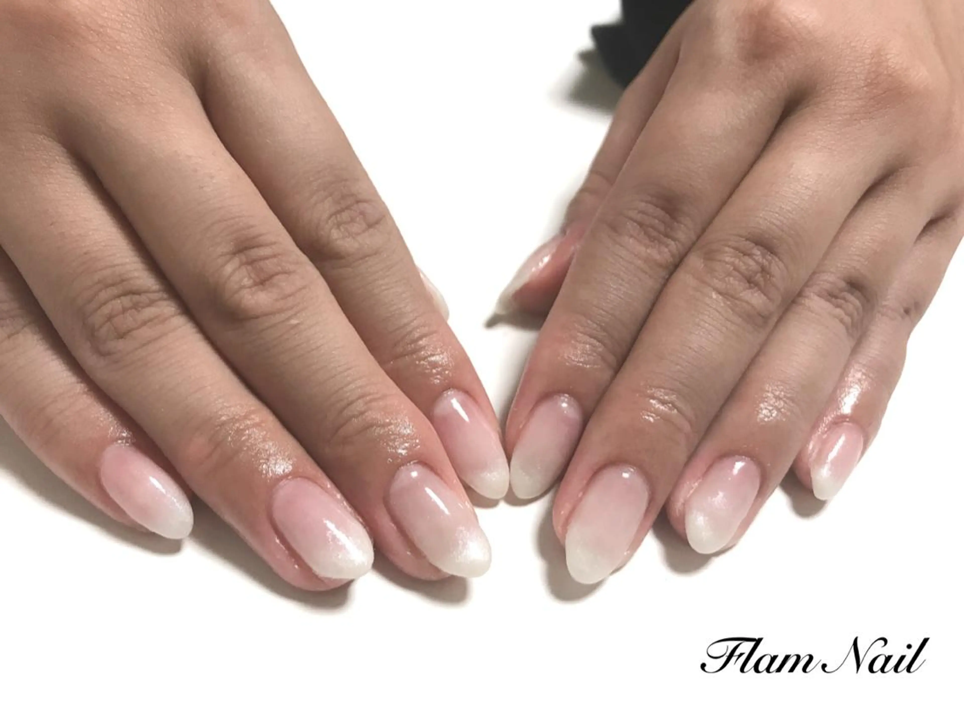 ネイル ラメ(グリッター) ホワイト Flam Nailのネイルデザイン