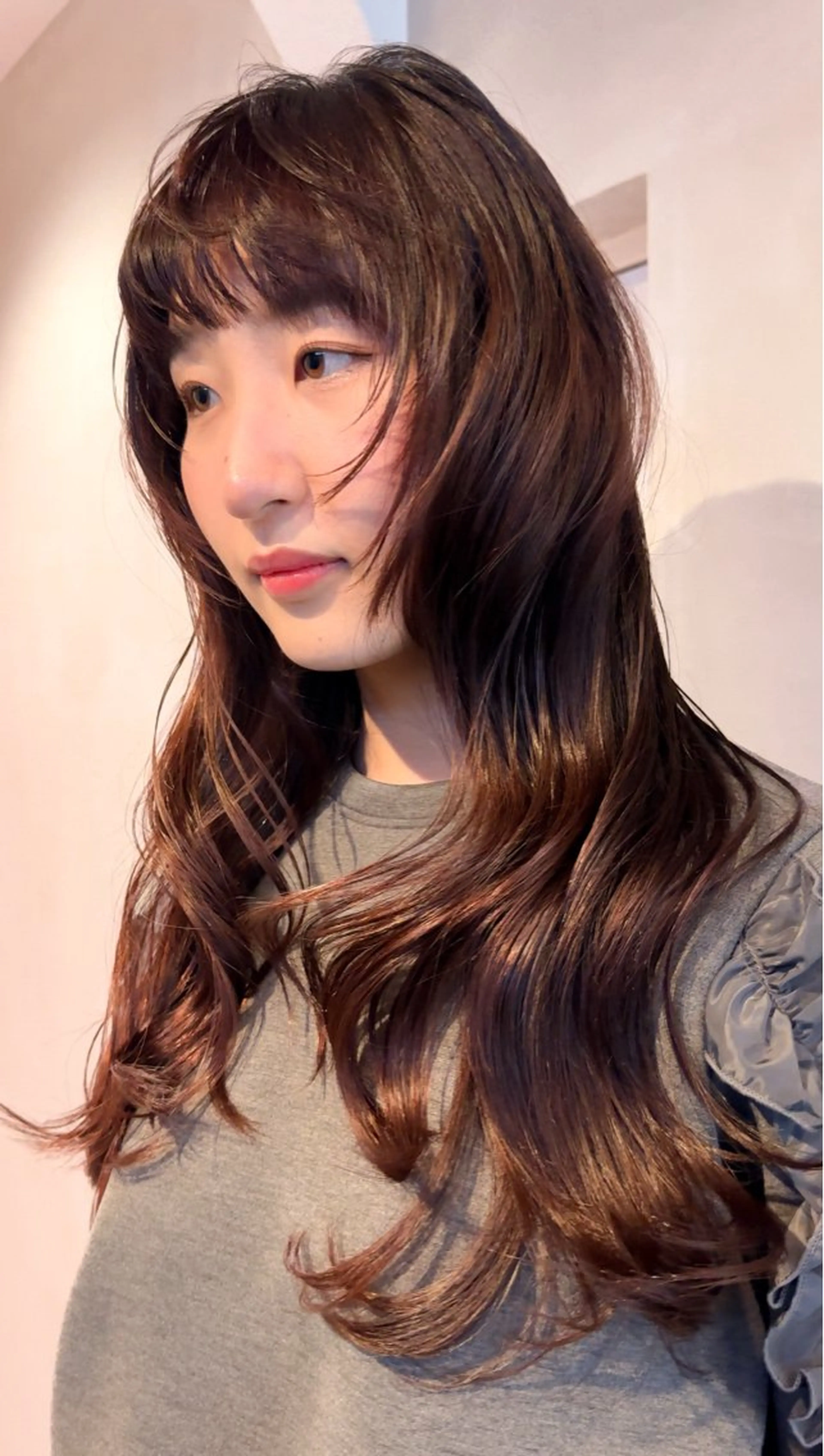 セミロング レイヤーカット 🍈yurina パーマ🍈のヘアスタイル