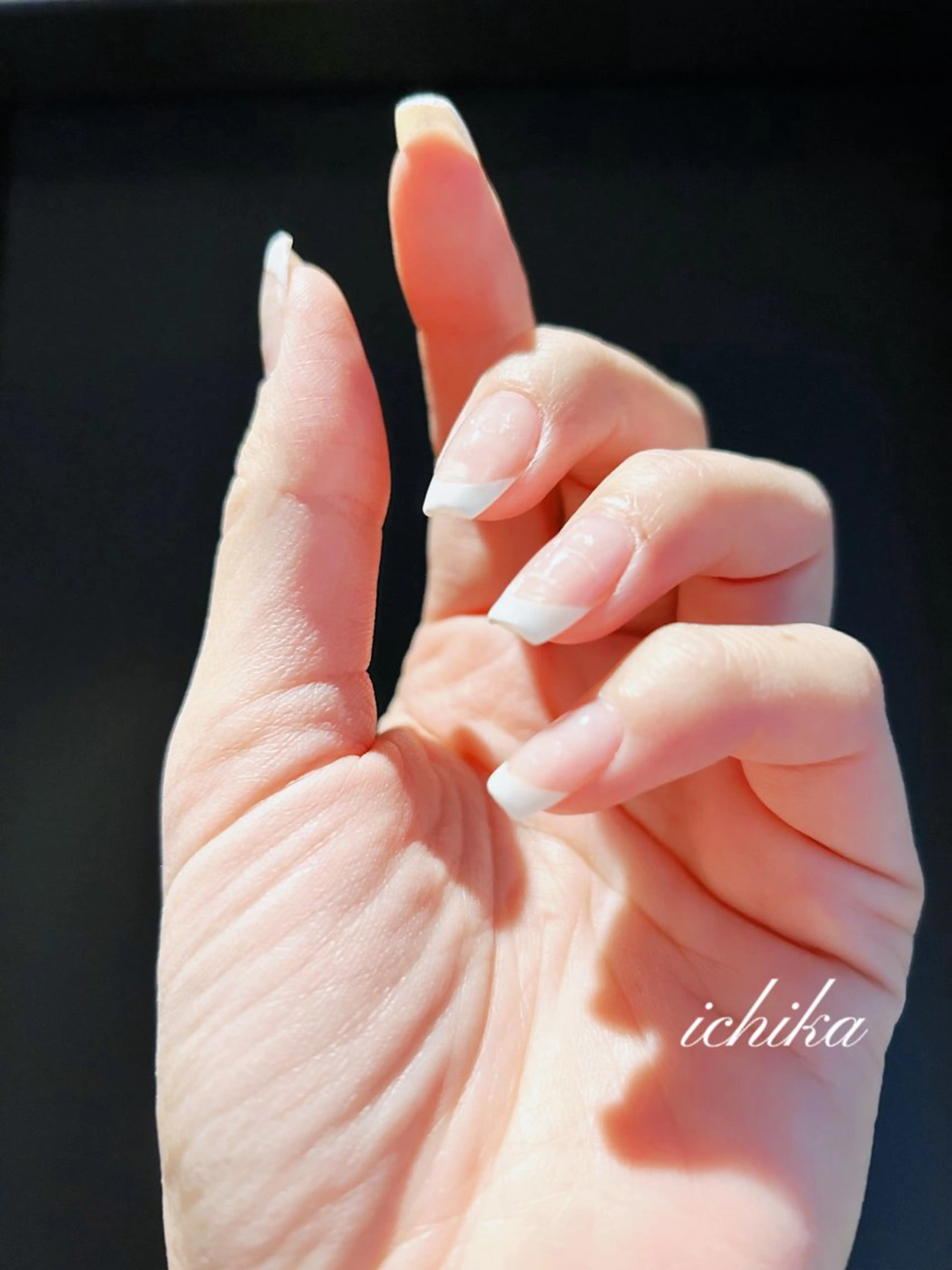 ネイル フレンチネイル ハンドネイル ジェルネイル専門店 一花-ICHIKA-のネイルデザイン