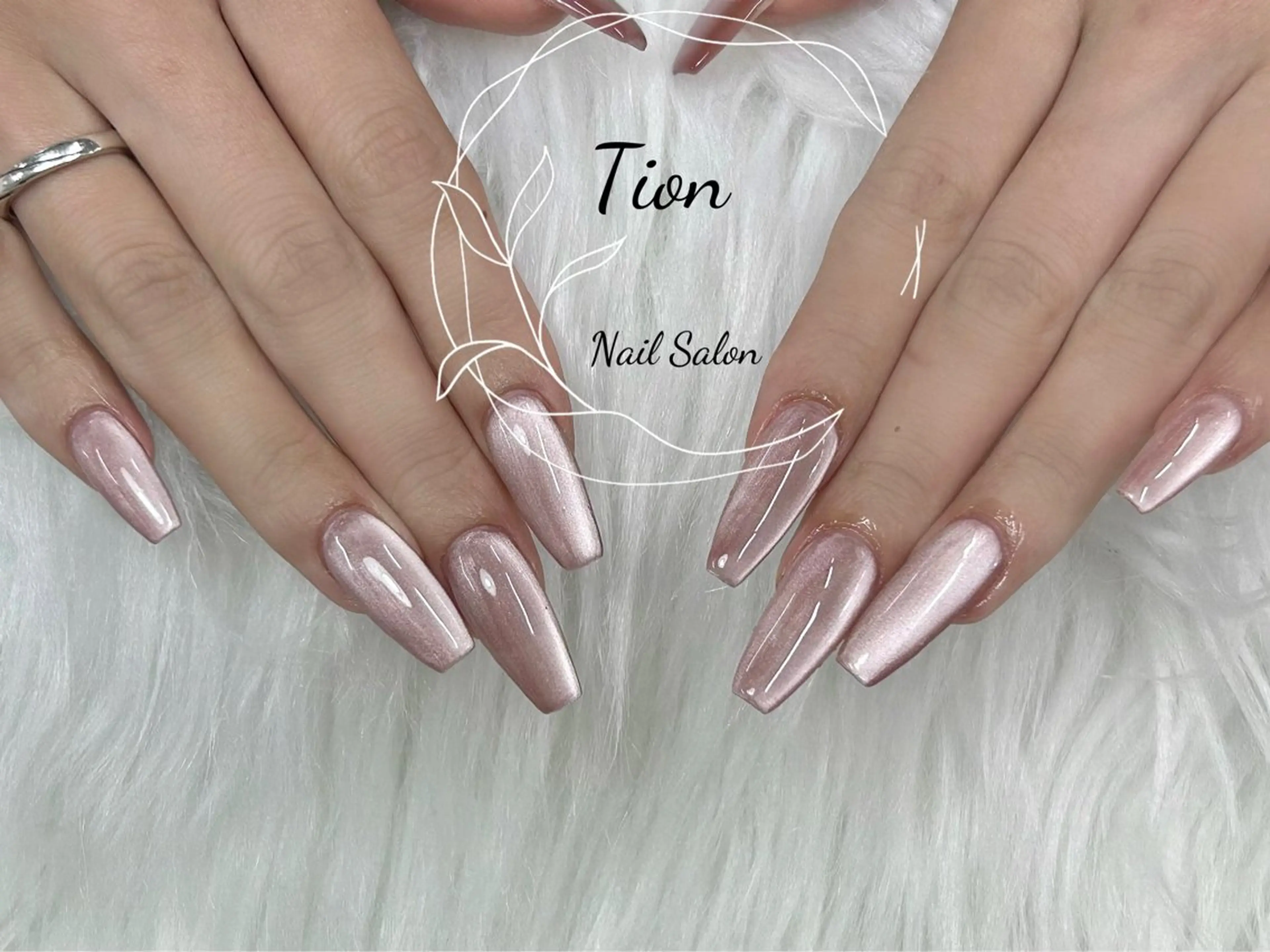 ネイル 長さ出し フットネイル ジェルネイル 韓国ネイル マグネットネイル Nailsalon Tion 二子玉川店所属・Nailsalon Tion二子玉川店のネイルデザイン