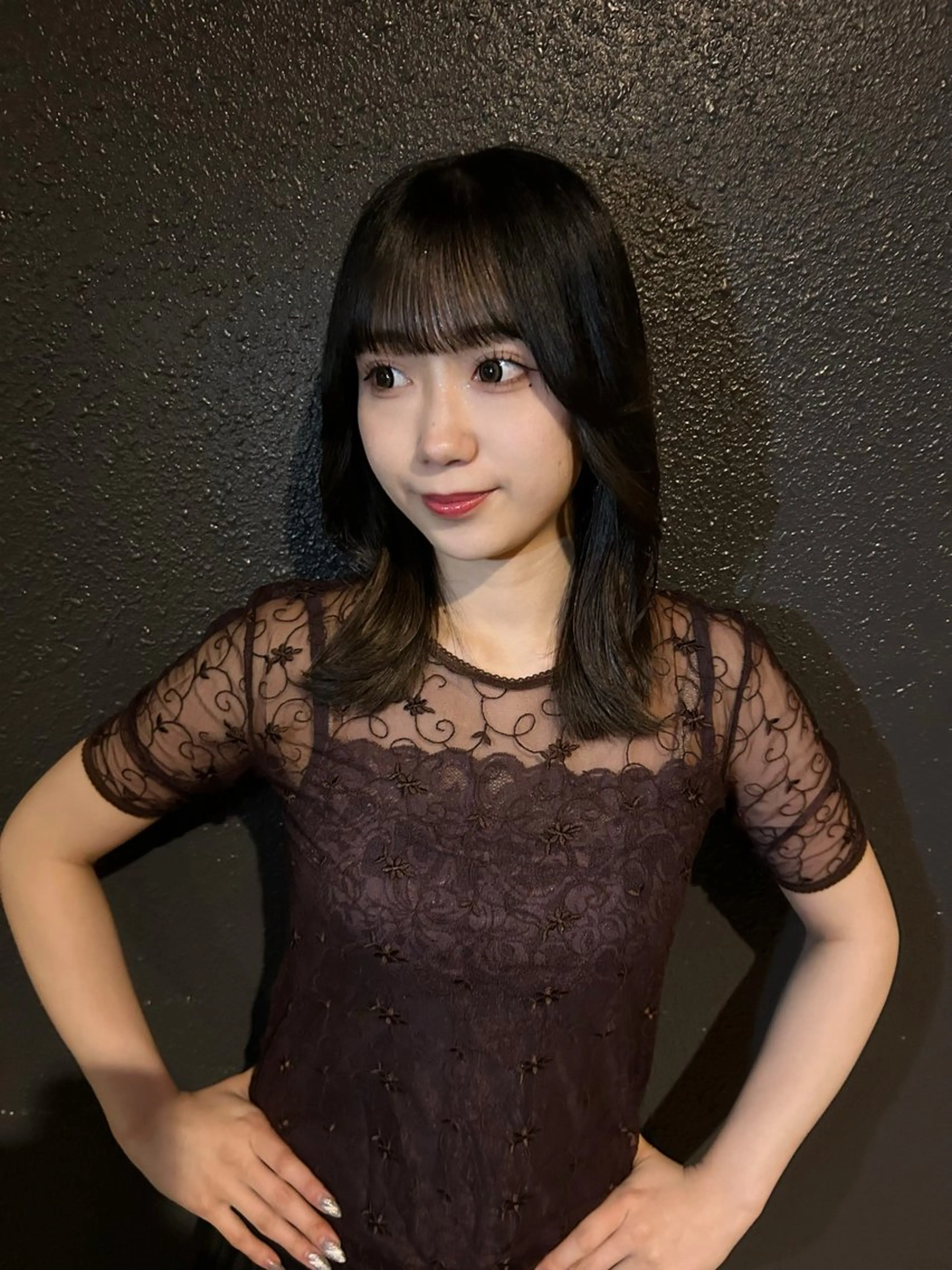 ミディアム くびれヘア 顔まわりレイヤー 顔周りカット レイヤーカット 外ハネヘア カラーモデル募集中 🐈‍⬛Mihiroのヘアスタイル