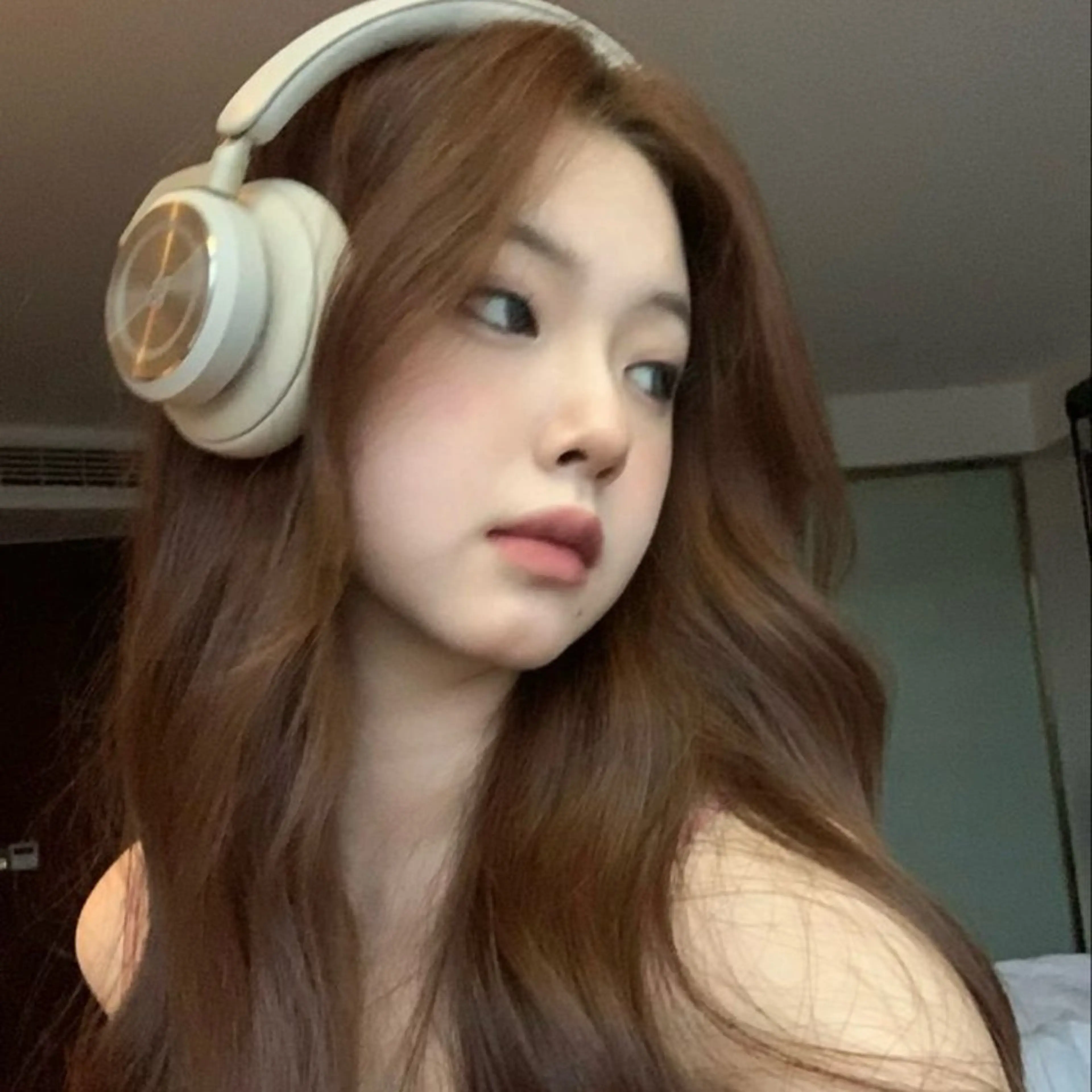 ロング カラー ヘアカラー 🤍ベージュ/透明感 韓国ヘア/まりん🤍のヘアスタイル