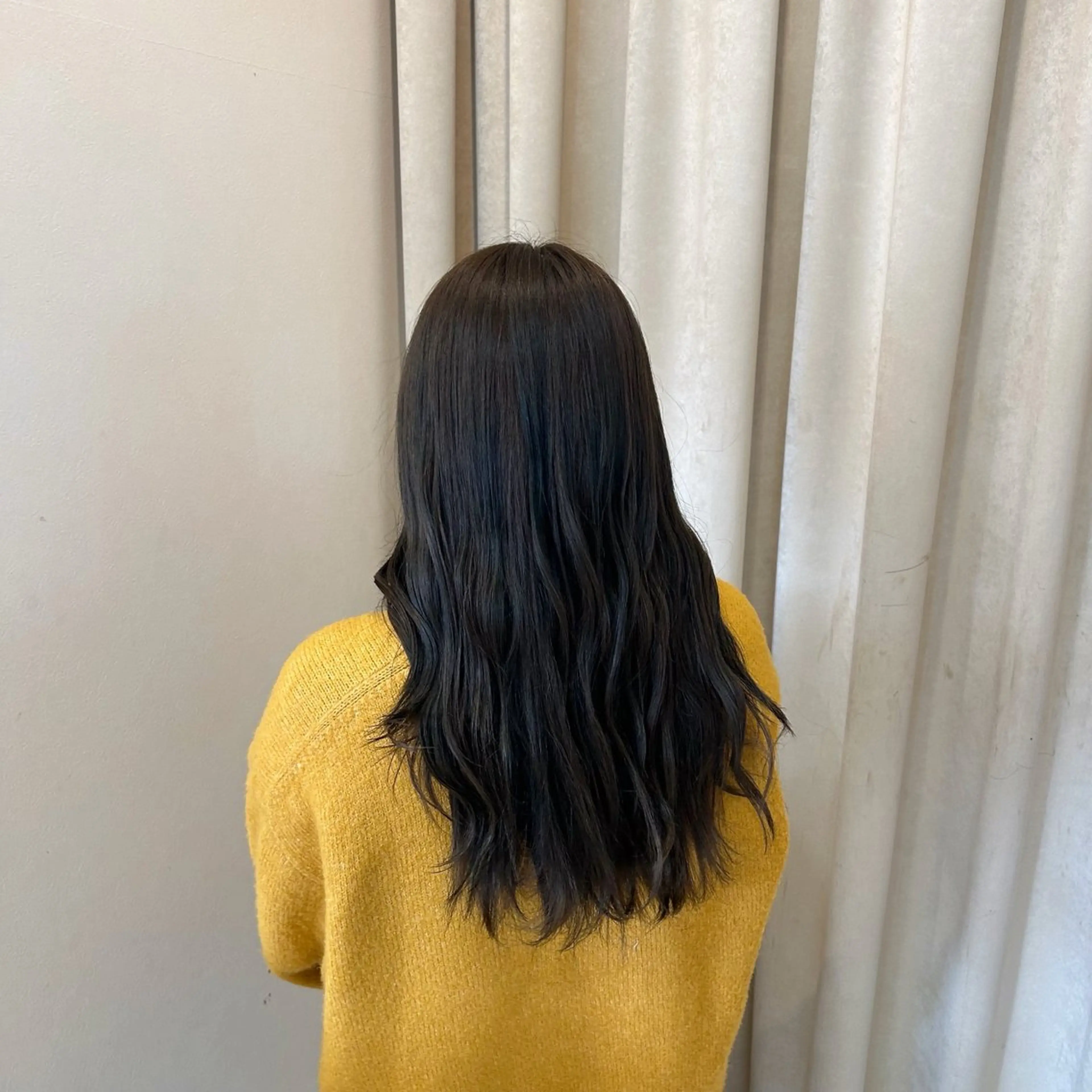 セミロング カラー nakano amiのヘアスタイル