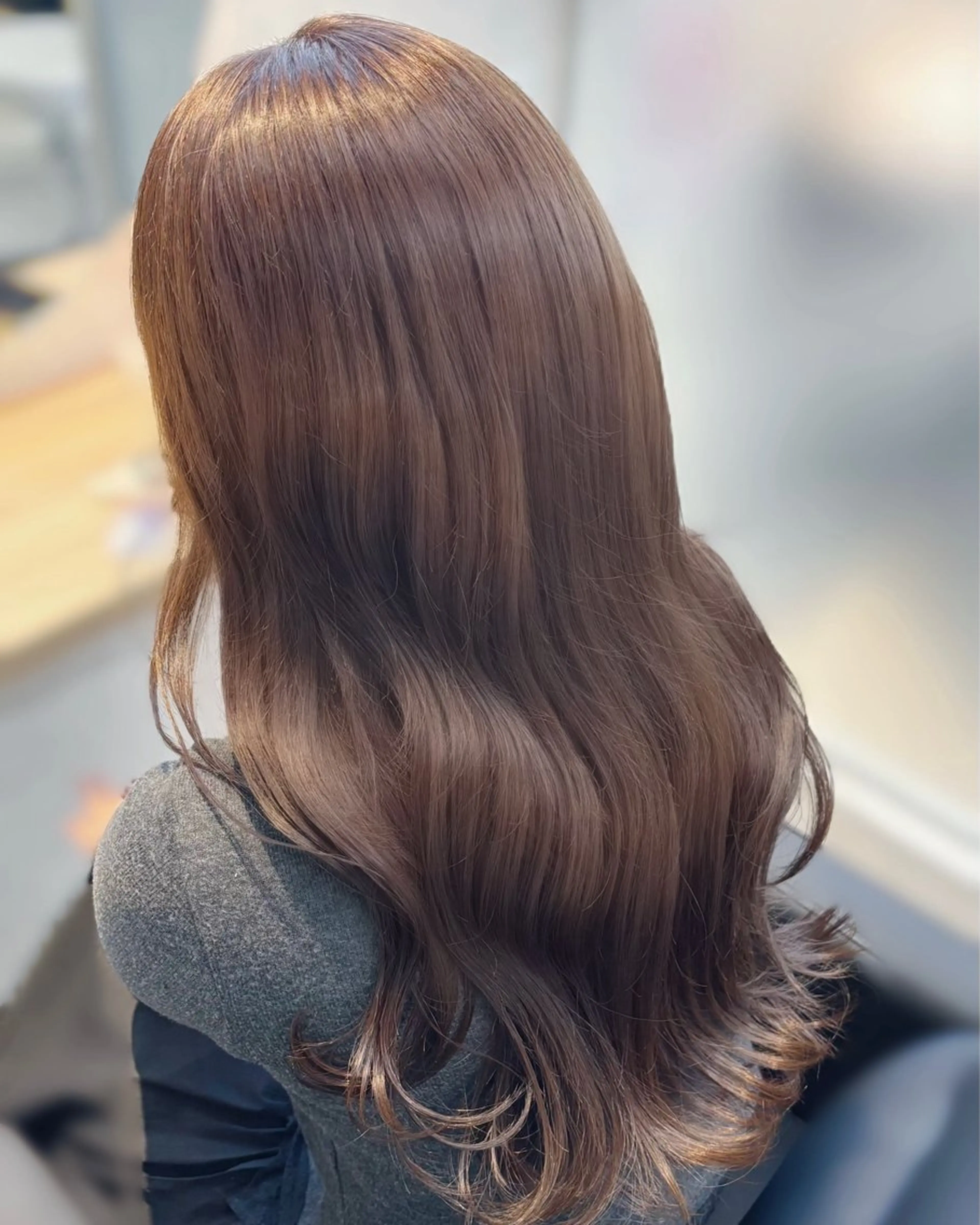 カラー ヘアカラー 米倉 陽菜のヘアスタイル