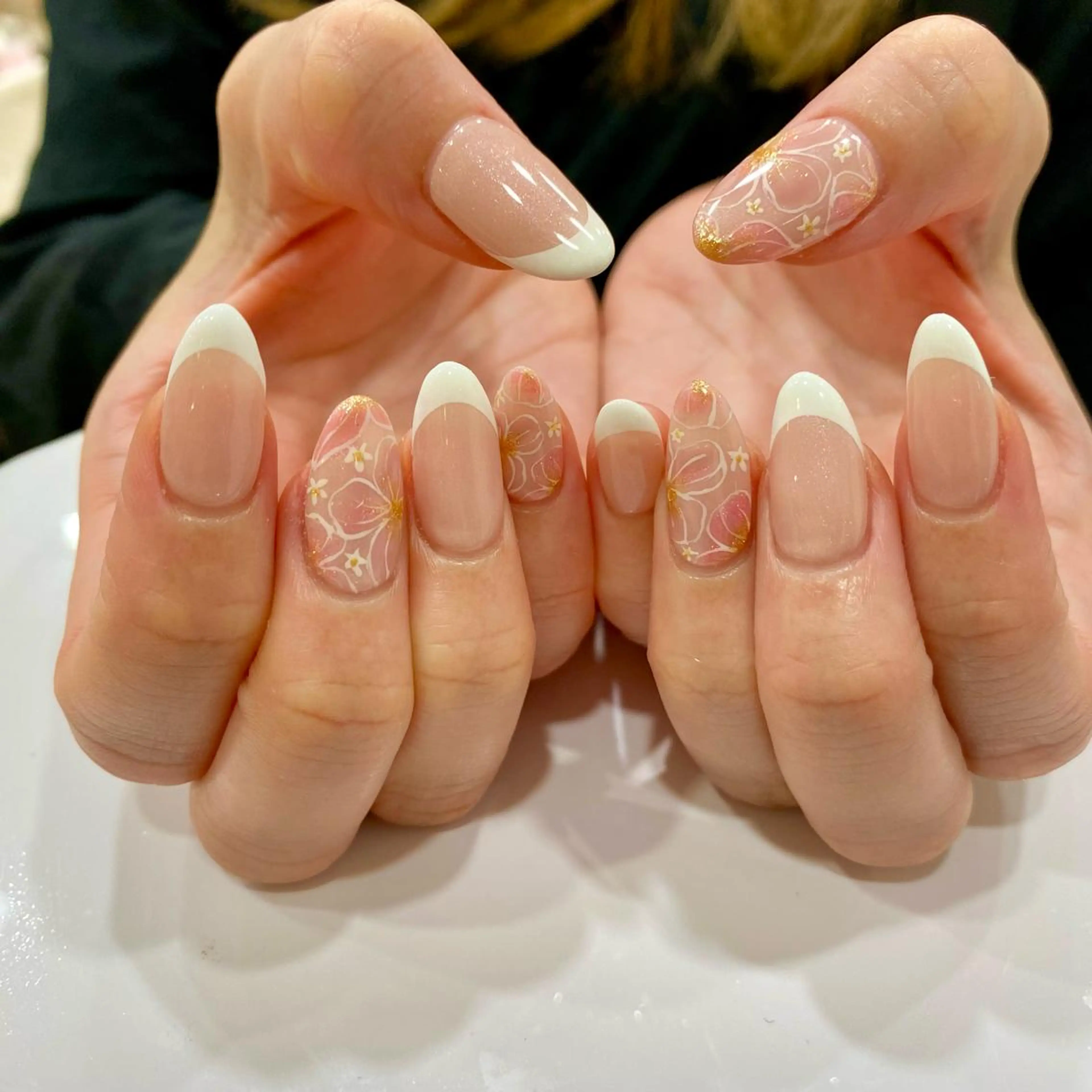 ネイル 安藤 彩乃のネイルデザイン