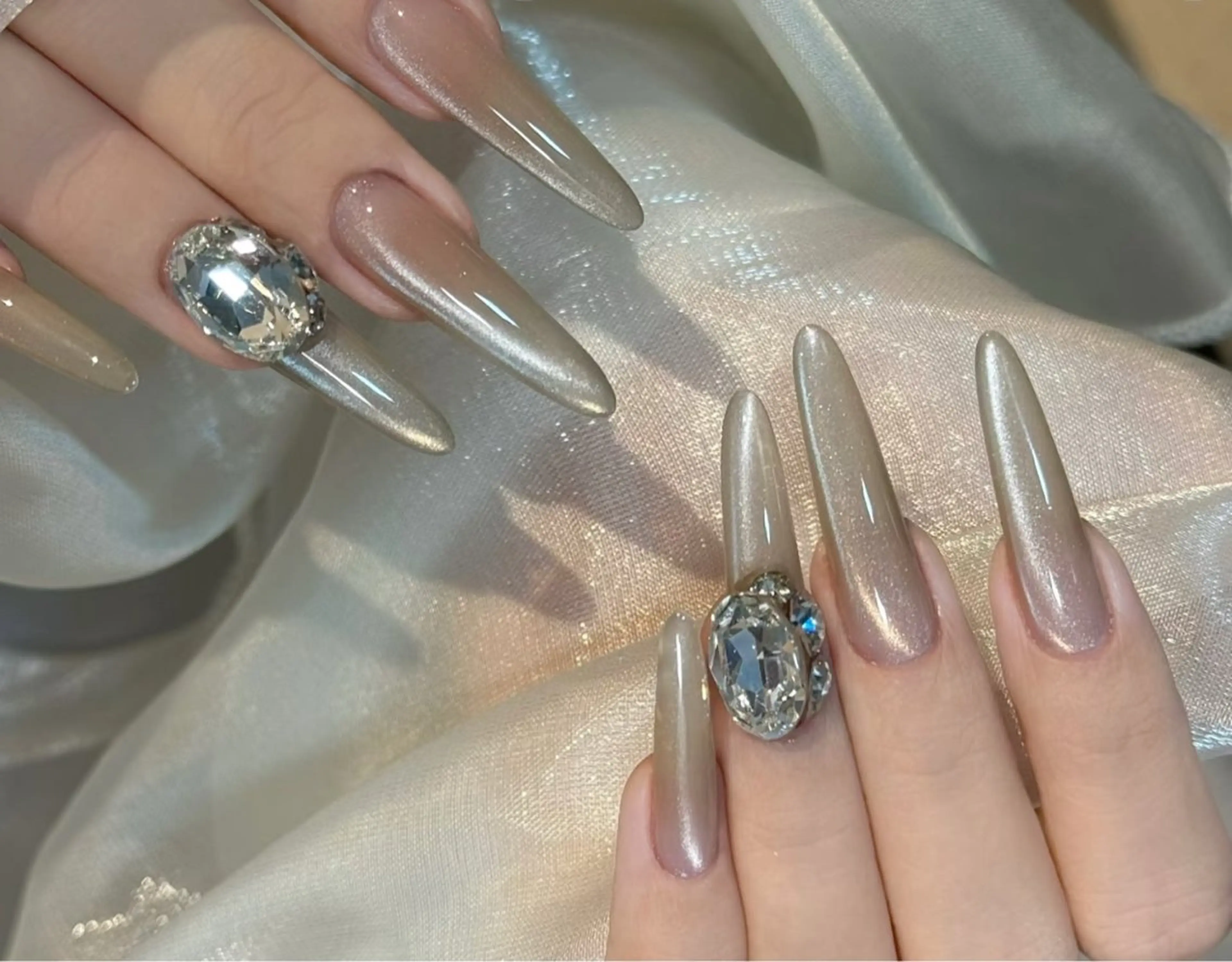ネイル ハンドネイル 🍑 momo_nailのネイルデザイン