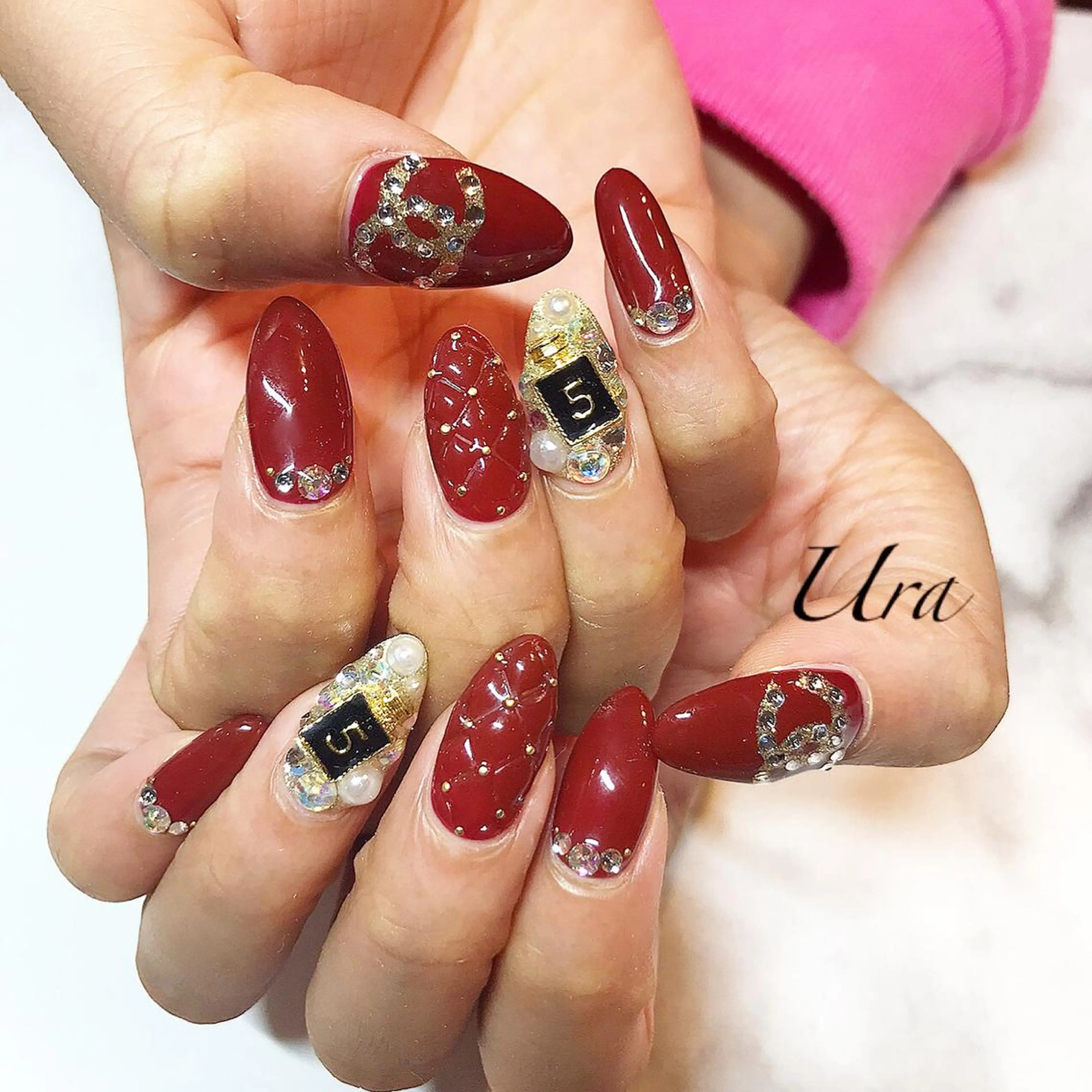ネイル UrakoNail 《nail》のネイルデザイン