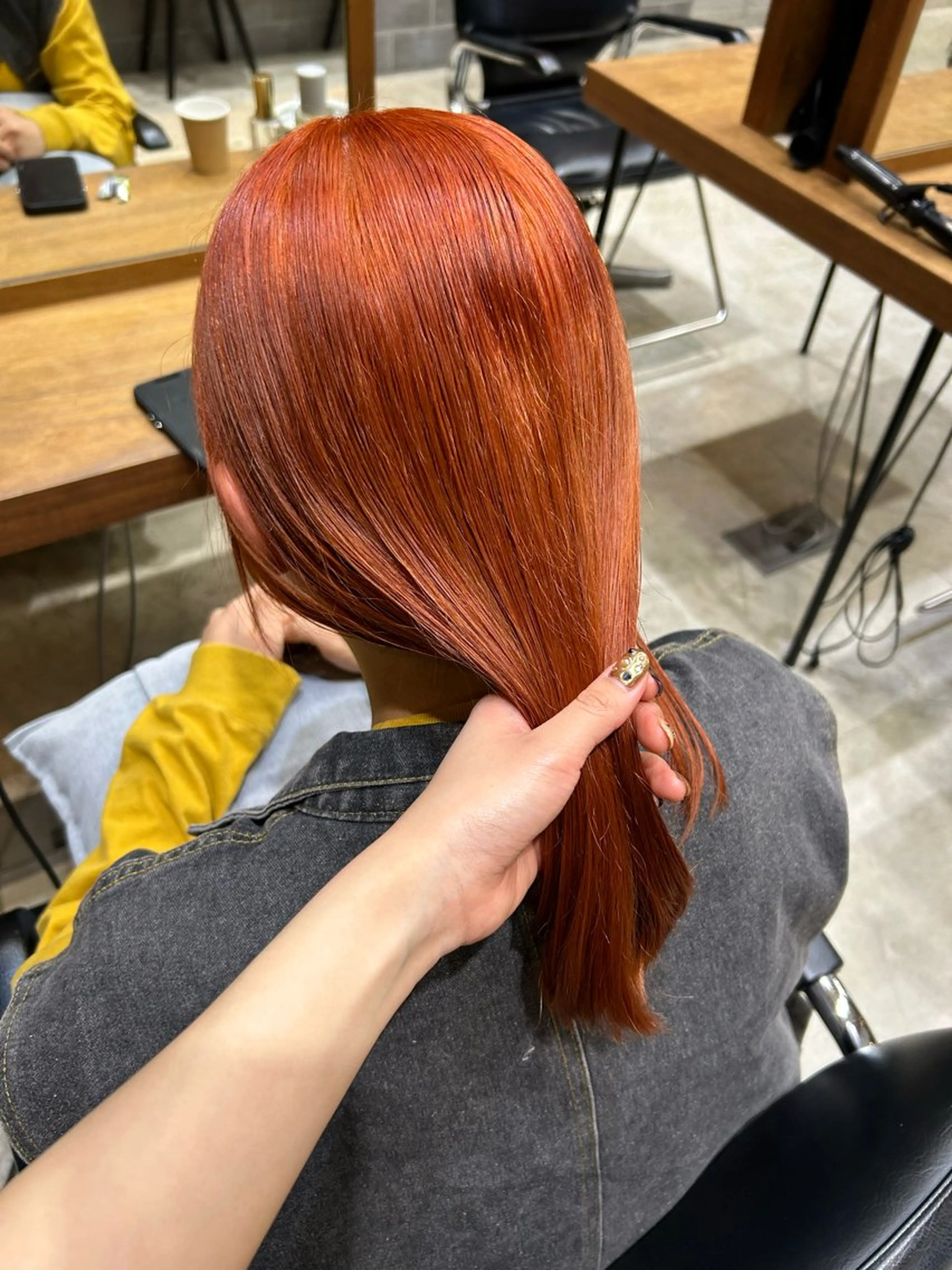 カラー ブリーチ オレンジ ヘアカラー 🎀艶ハイトーン特化 セナ🎀のヘアスタイル