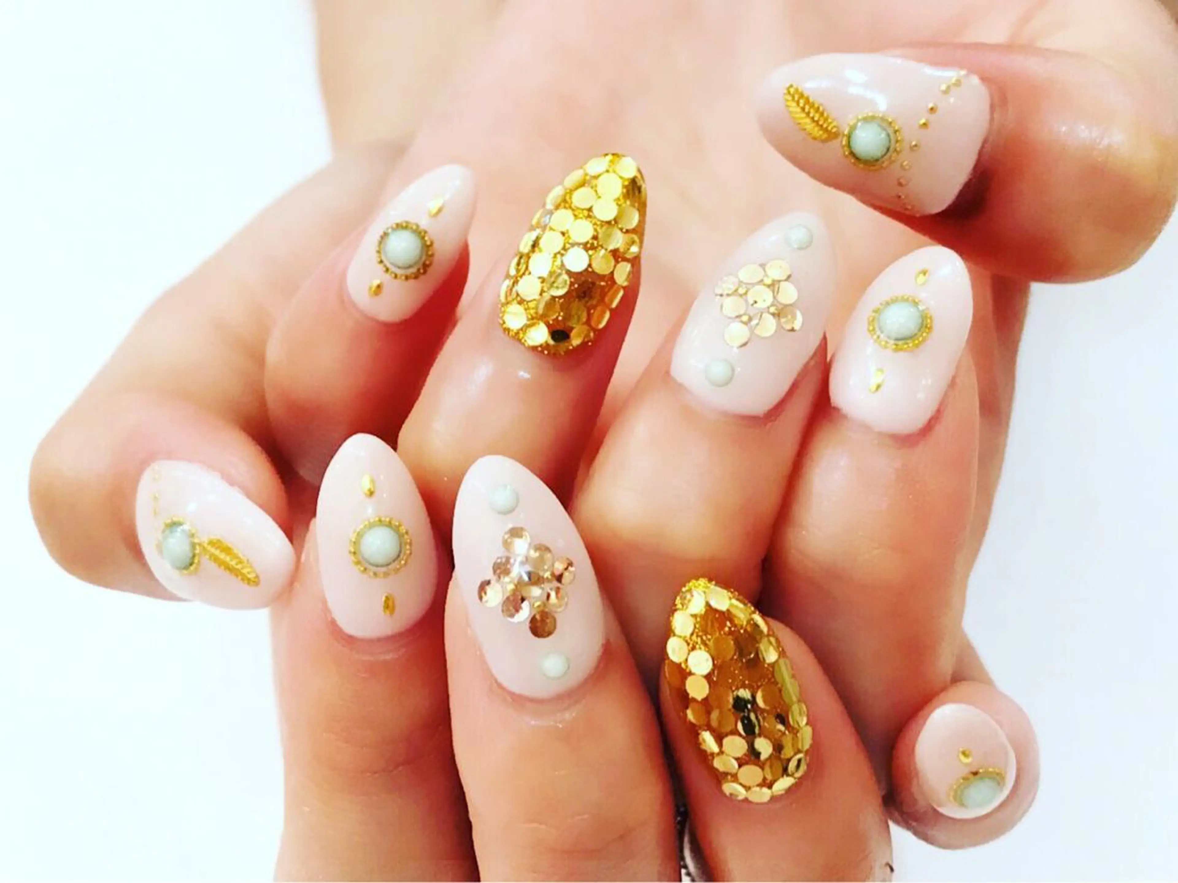 ロング カラー パーマ ヘアアレンジ メンズ キッズ ネイル マツエク・マツパ アートネイル メンズネイル ネイルチップ NAILSGOGO shibuyaのネイルデザイン