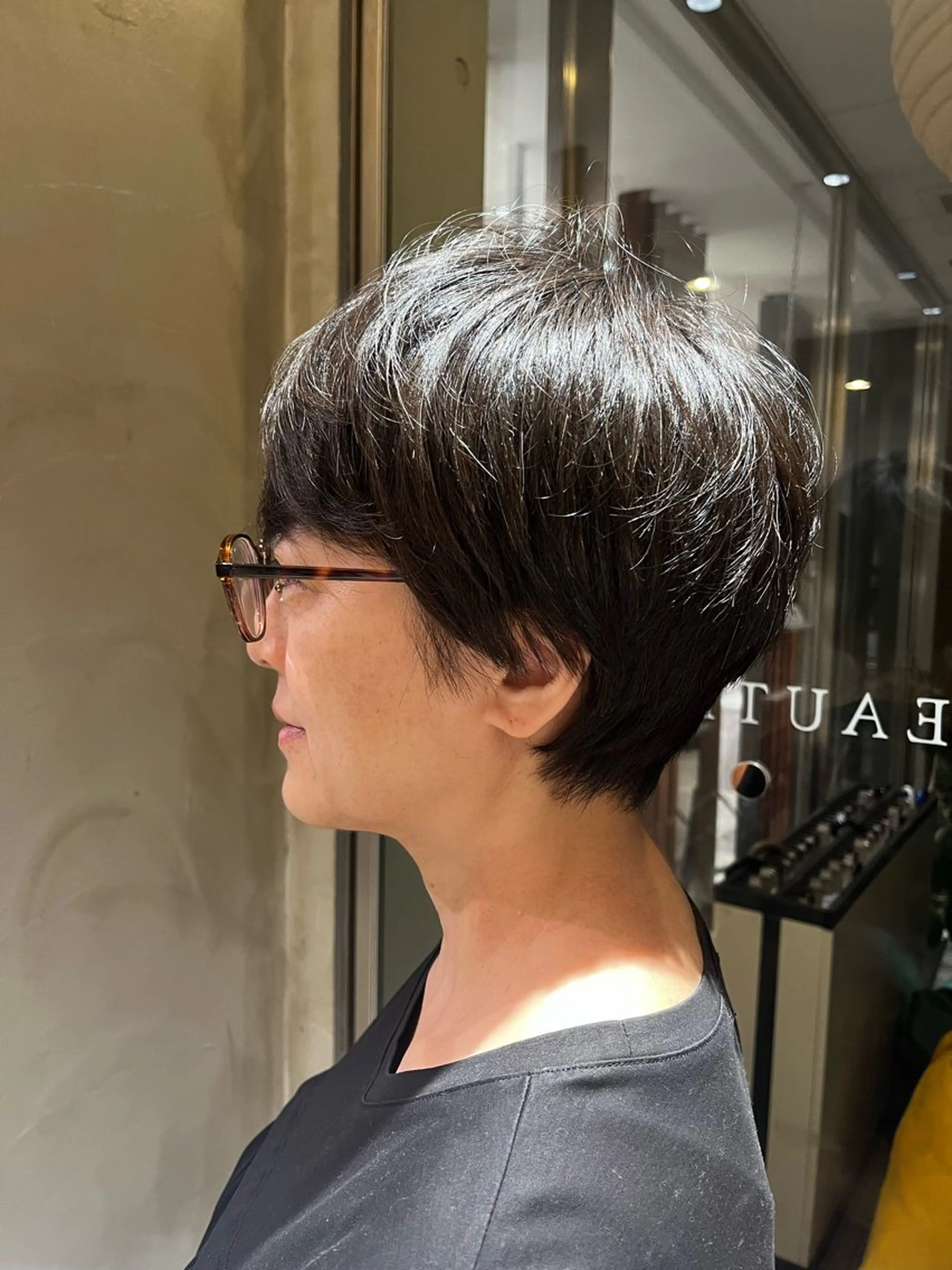 ショート 田内 満里奈のヘアスタイル