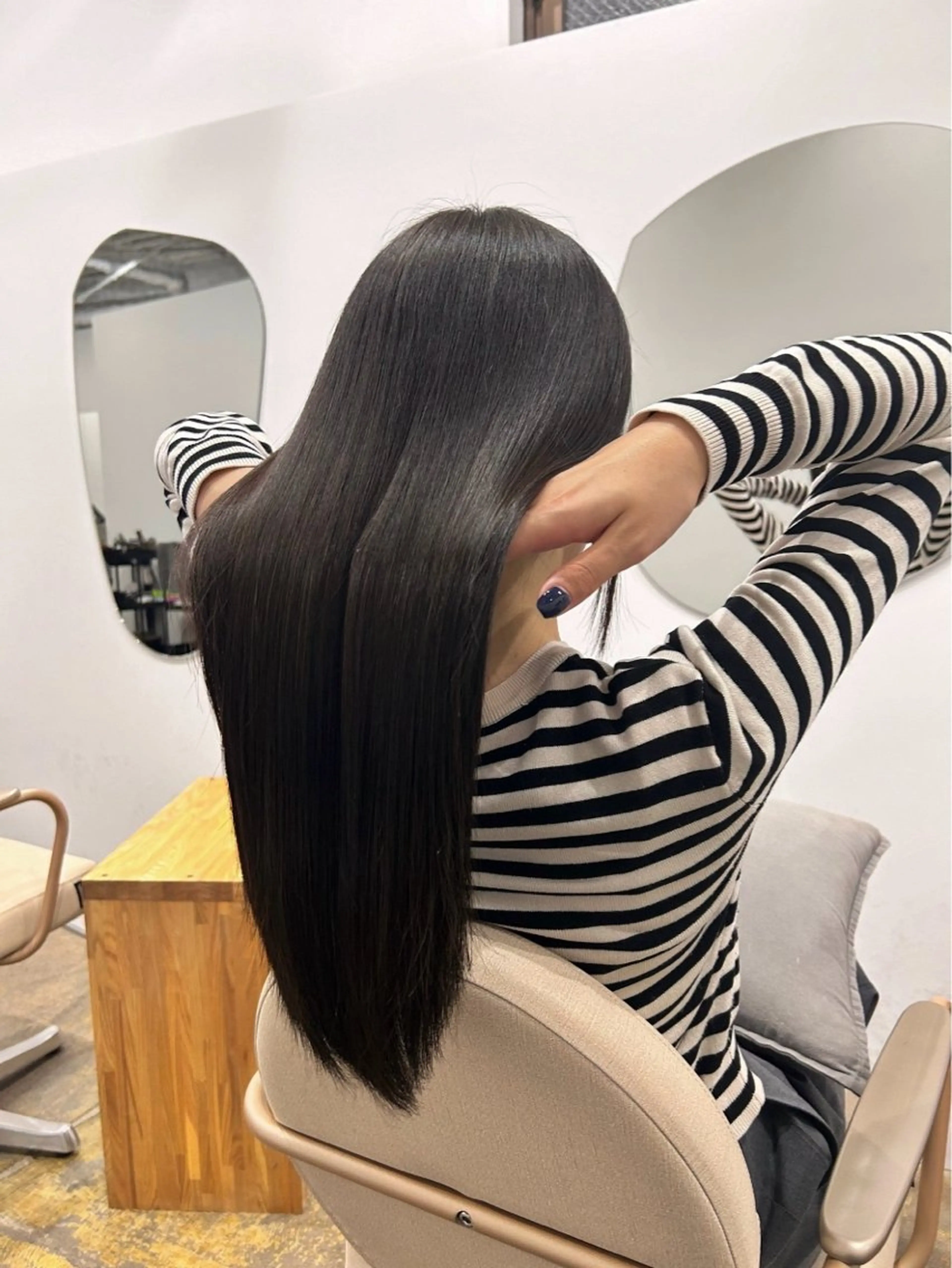 ロング カラー ヘアカラー トリートメント build所属・秋山 花音のヘアスタイル