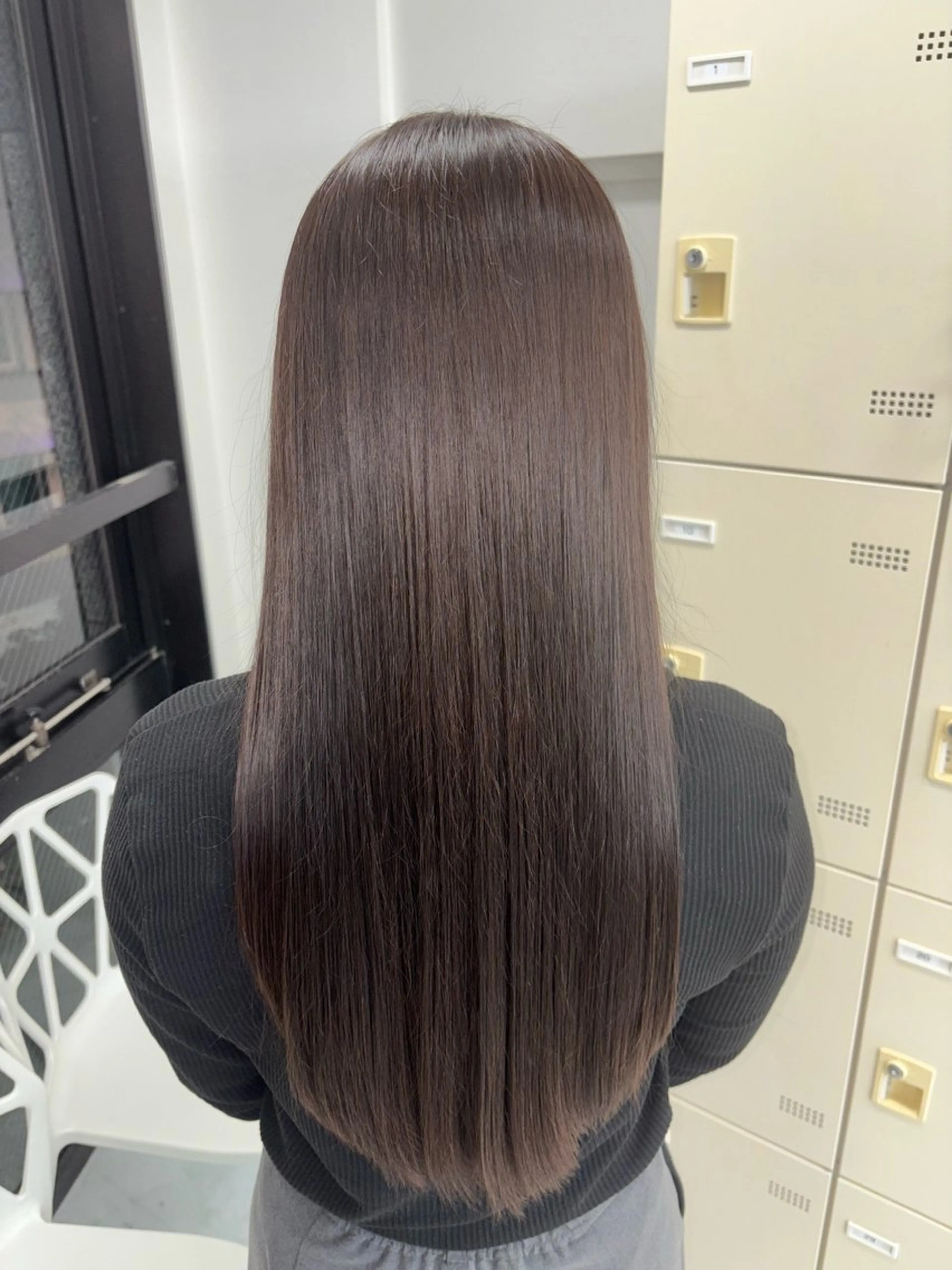 ロング トリートメント 透明感カラー🍨🪞 ruriha🤍のヘアスタイル