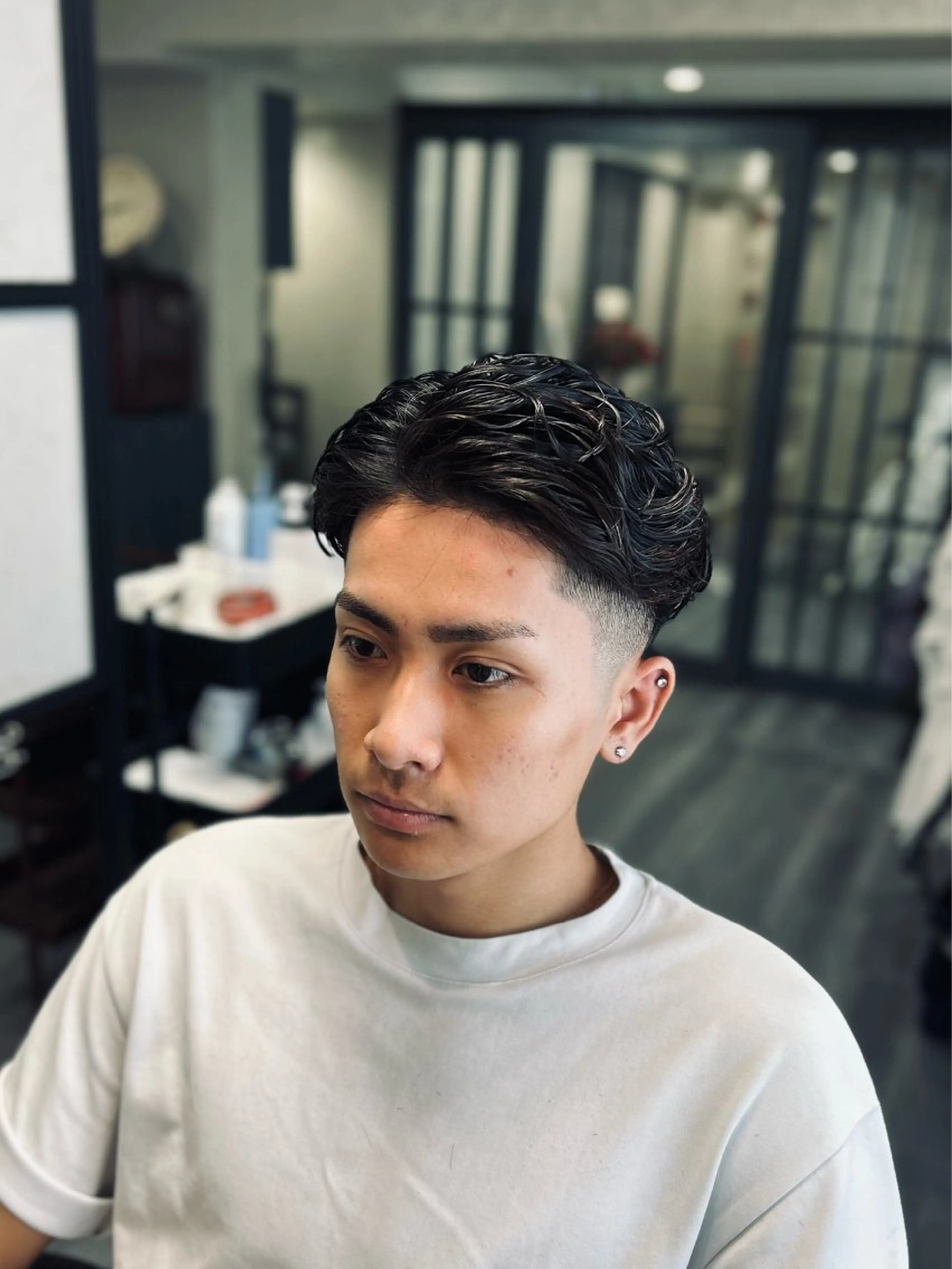 ミディアム パーマ メンズ フェードカット カット パーマ メンズカット/ 雄大のヘアスタイル