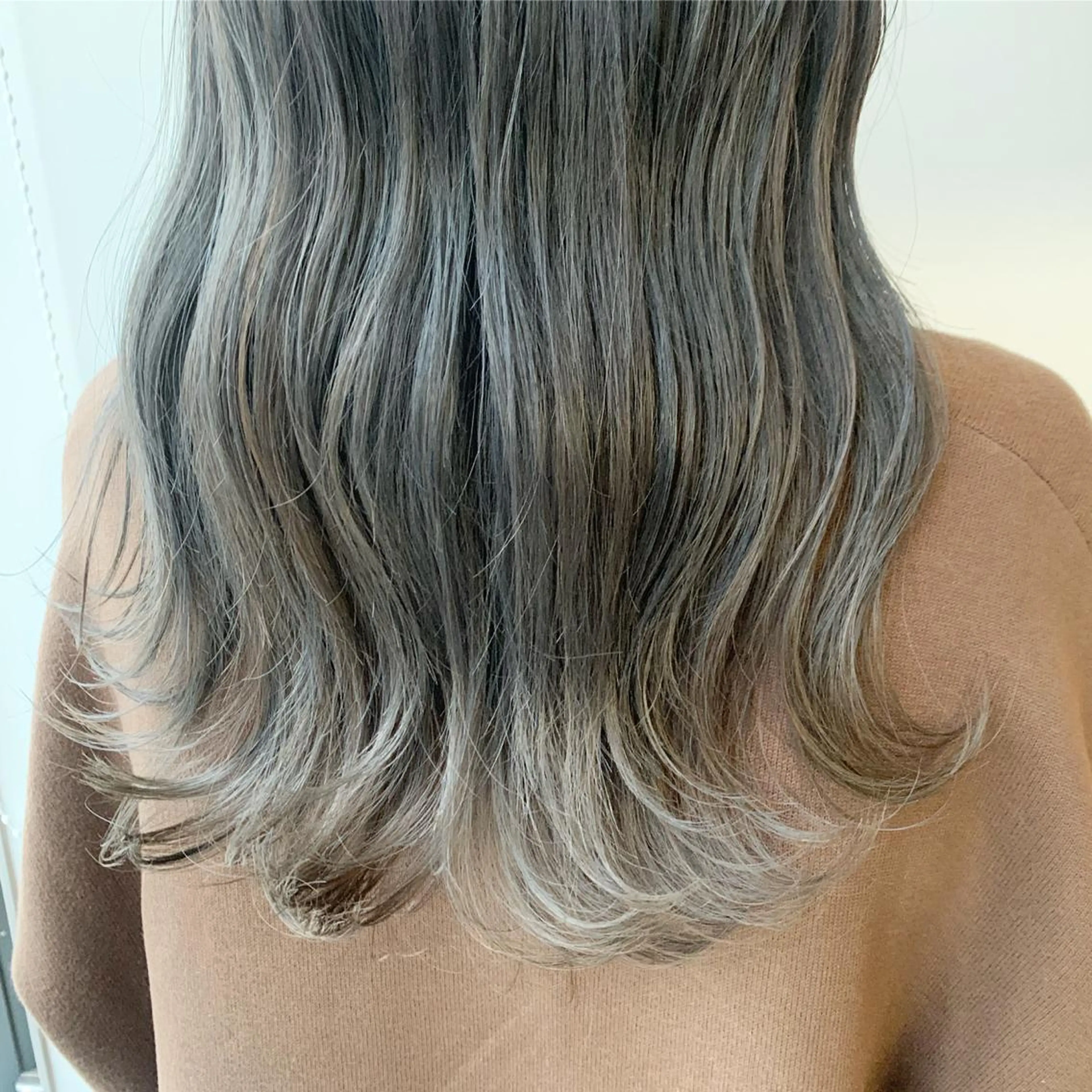 セミロング ハイライト ヘアカラー フリーランス　美容師 cayocoのヘアスタイル