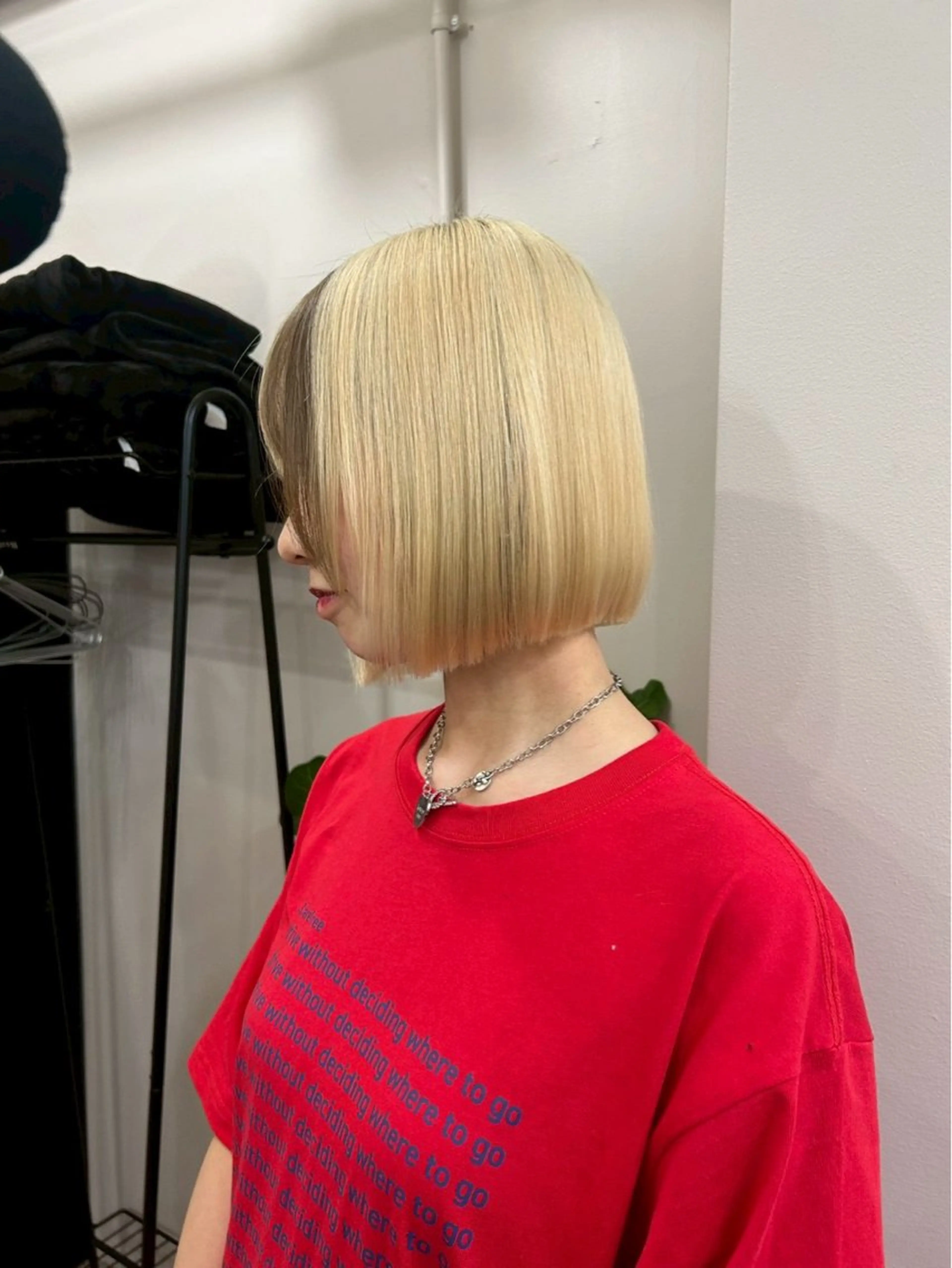 ショート ボブ カットカラーモデル 小笹花純のヘアスタイル