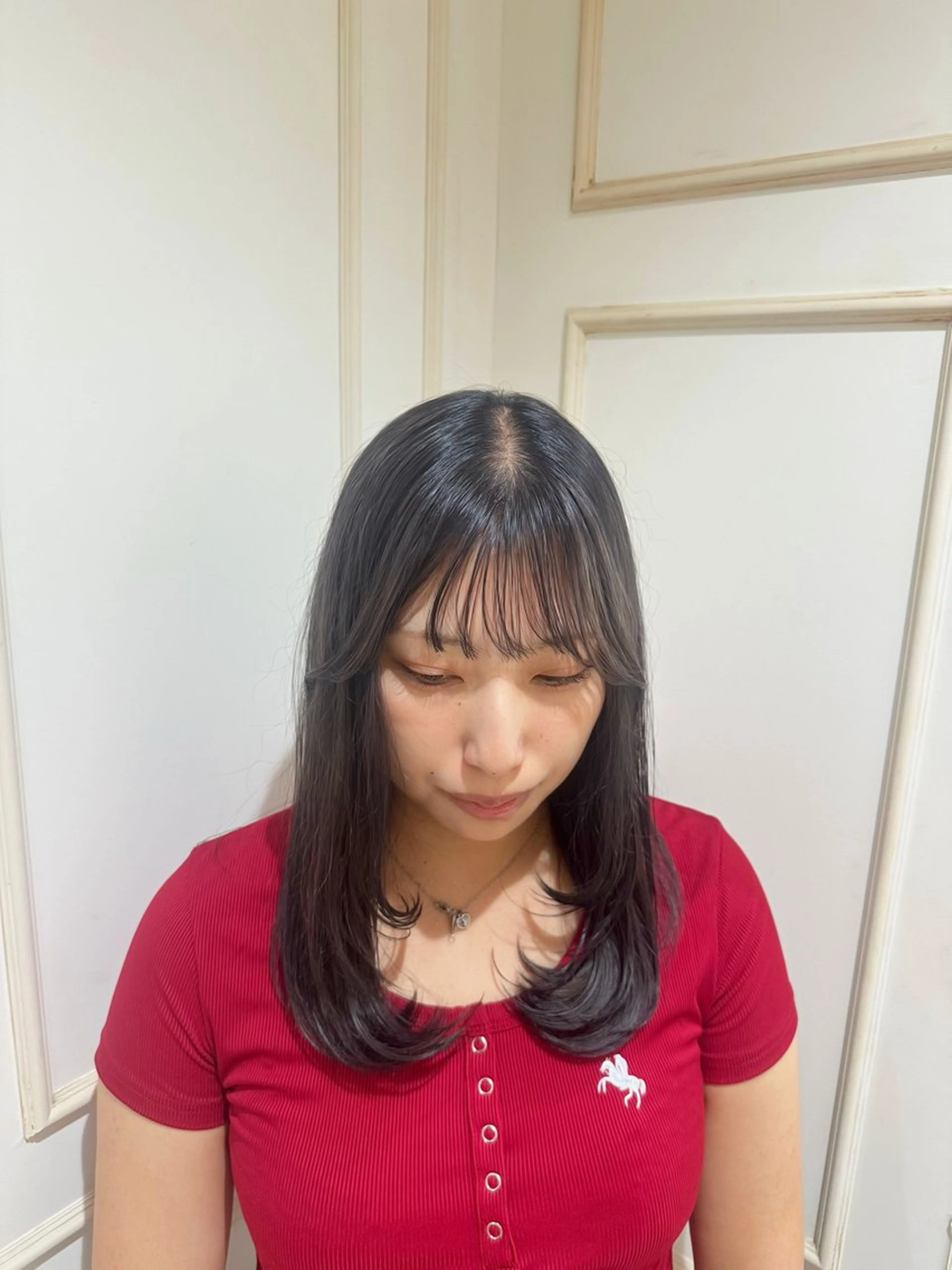 セミロング カット ヘアカラー 釣谷 優心のヘアスタイル