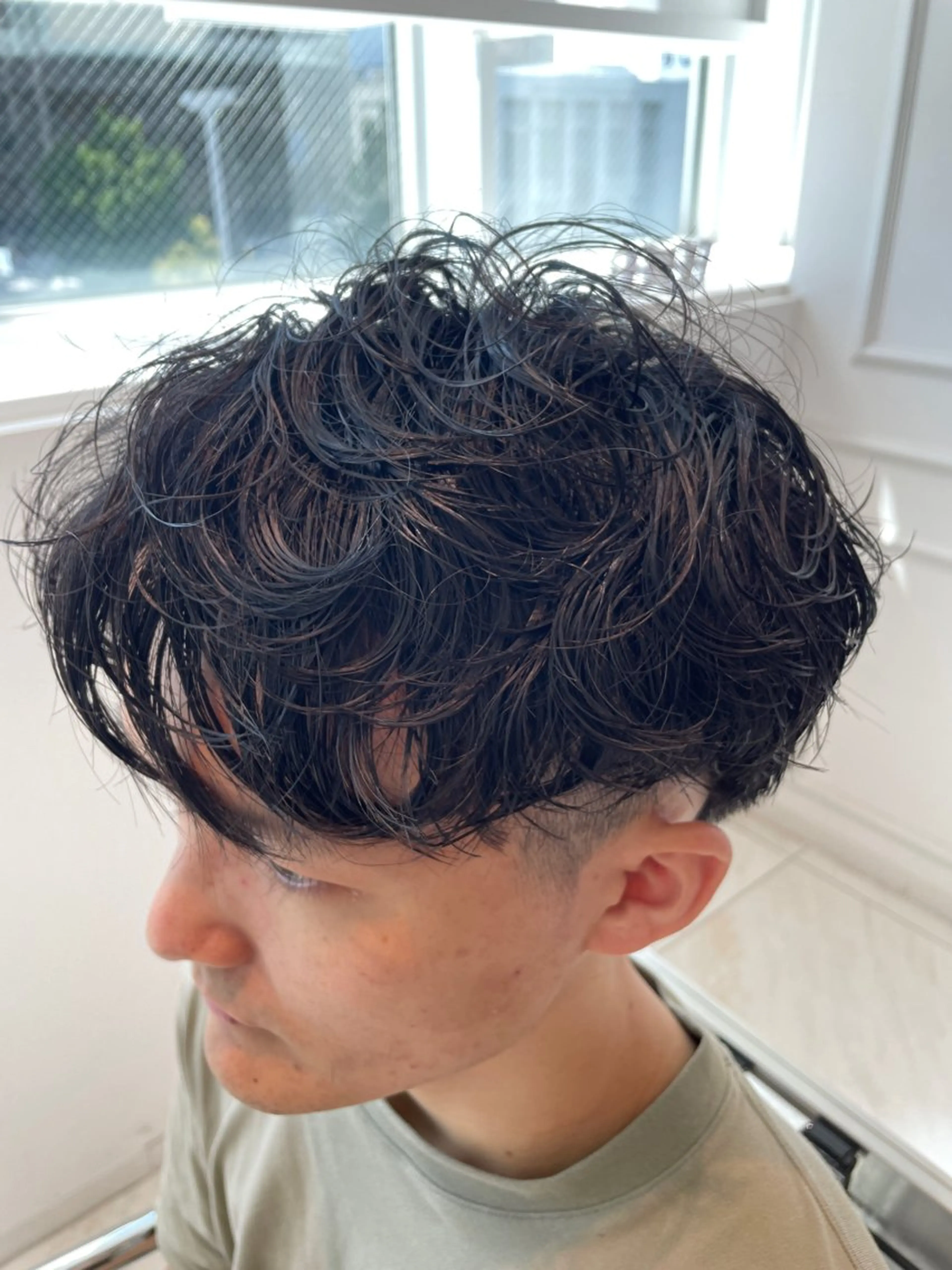 パーマ メンズ カット パーマ メンズデザイナー🥇 片岡優介のヘアスタイル