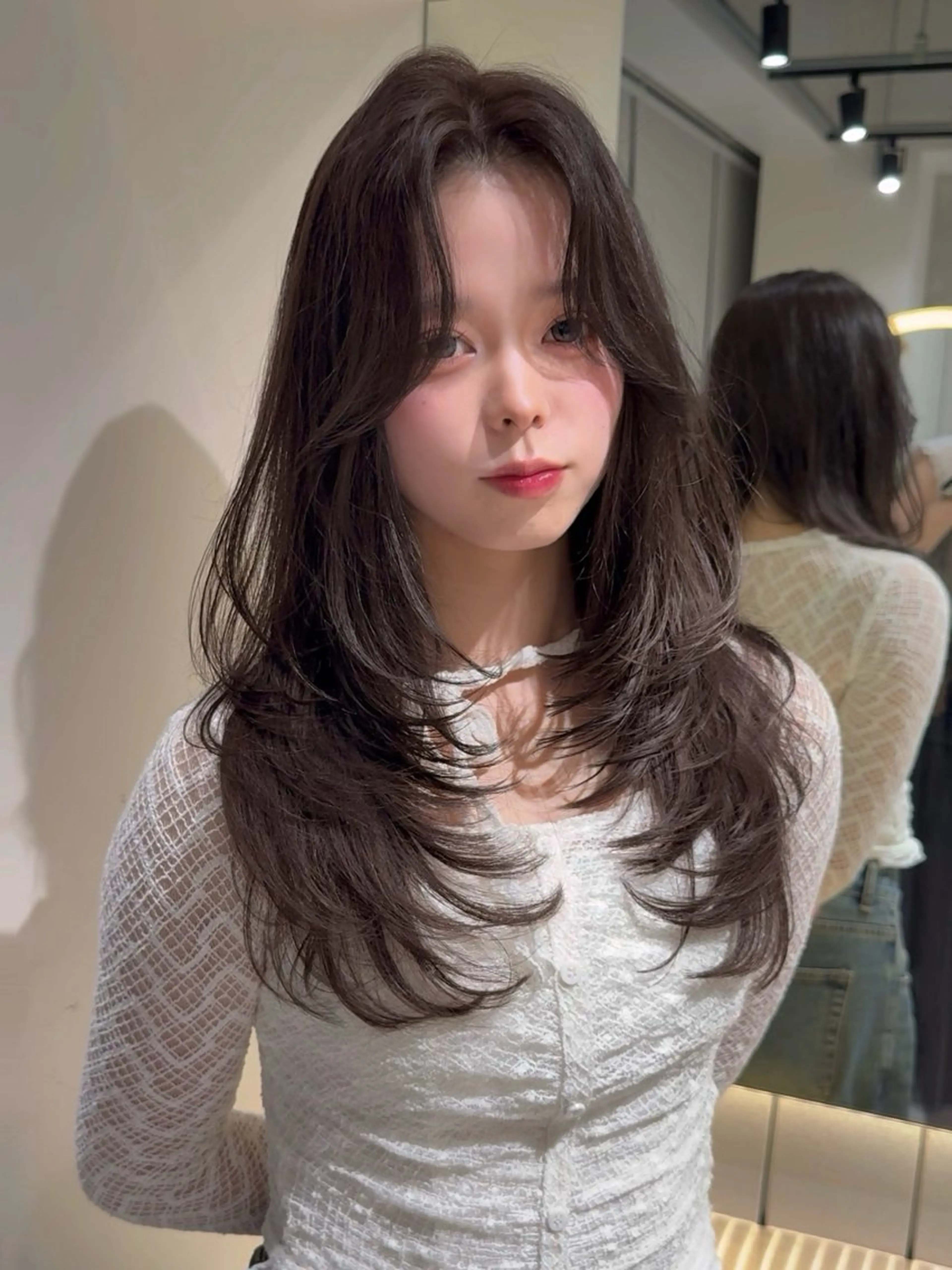 セミロング 顔周りカット レイヤーカット ユナ / lond uluのヘアスタイル