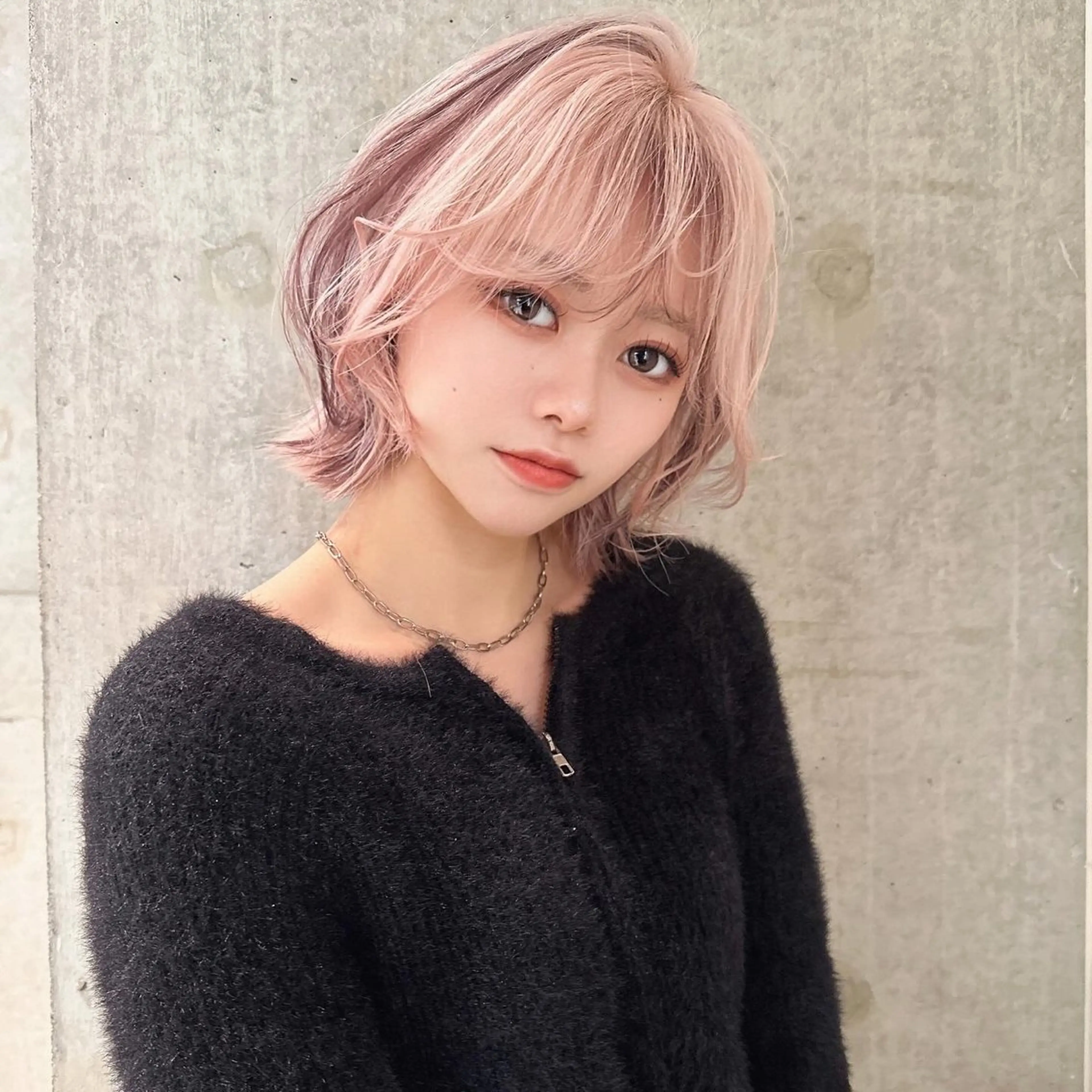 ショート カラー ヘアアレンジ ブラウンカラー デザインカラー ピンクカラー MONIQA【モニカ】所属・名古屋ハイトーン/ 🐶ブリーチ専門店のヘアスタイル