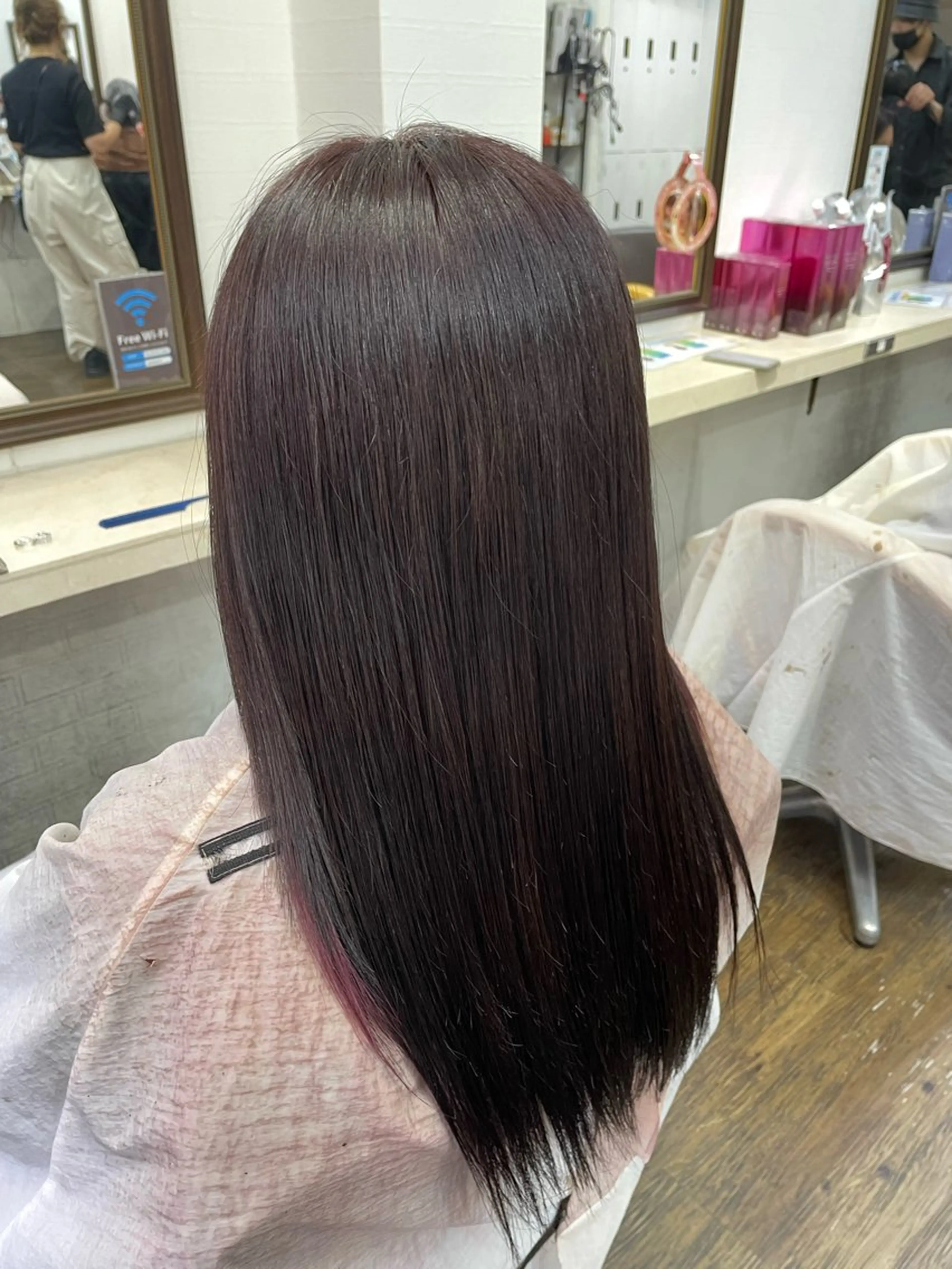 セミロング 田子🦋ハイトーン 🫐耳つぼジュエリーのヘアスタイル