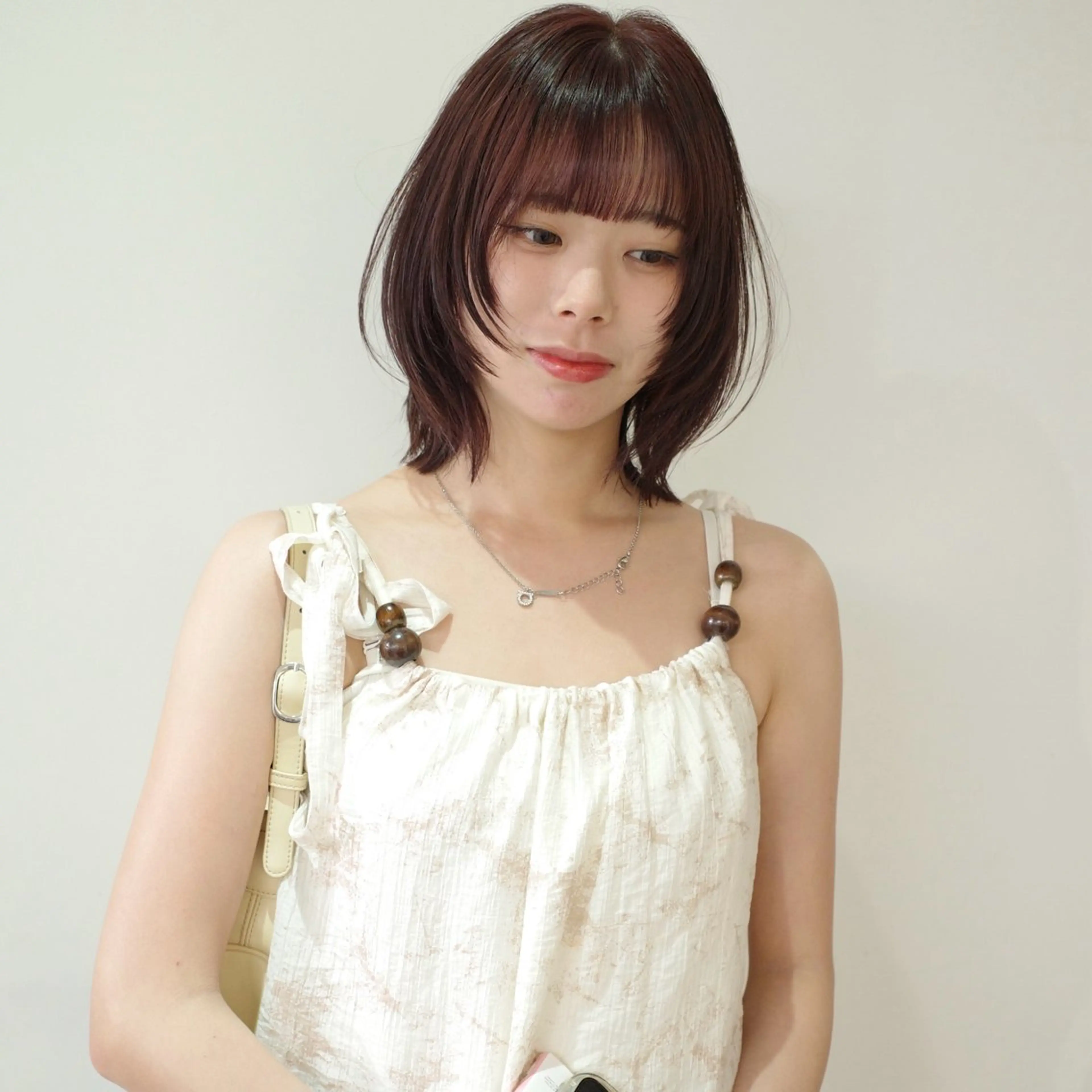 ミディアム カラー 透明感カラー 顔まわりレイヤー 顔周りカット ハッシュカット レイヤーカット カット ヘアカラー トリートメント nonoka/ レイヤー透明感カラーのヘアスタイル