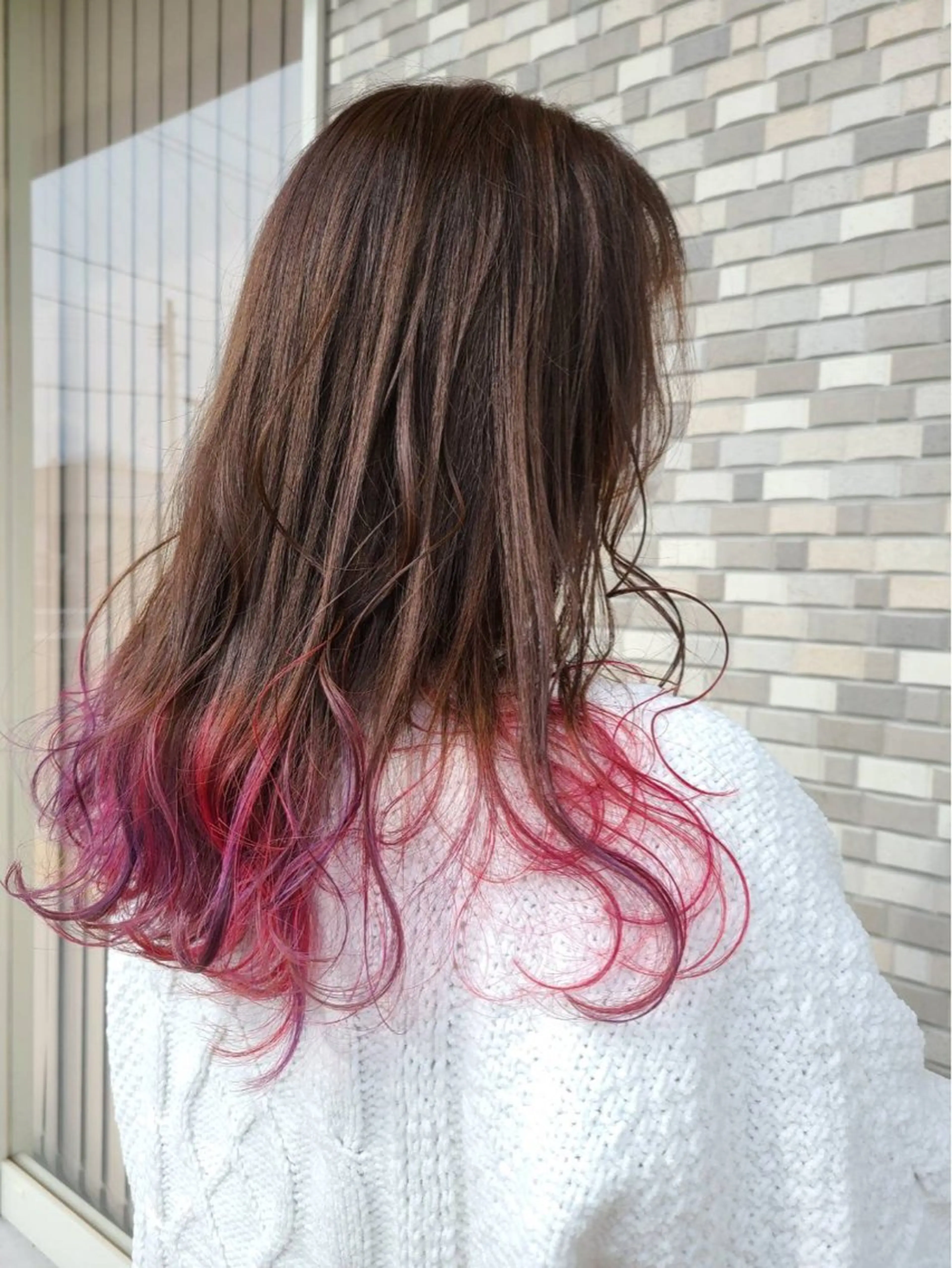 ロング カラー ブリーチ グラデーションカラー ピンクカラー バイオレットカラー 🎀tokute ナオ🧸のヘアスタイル