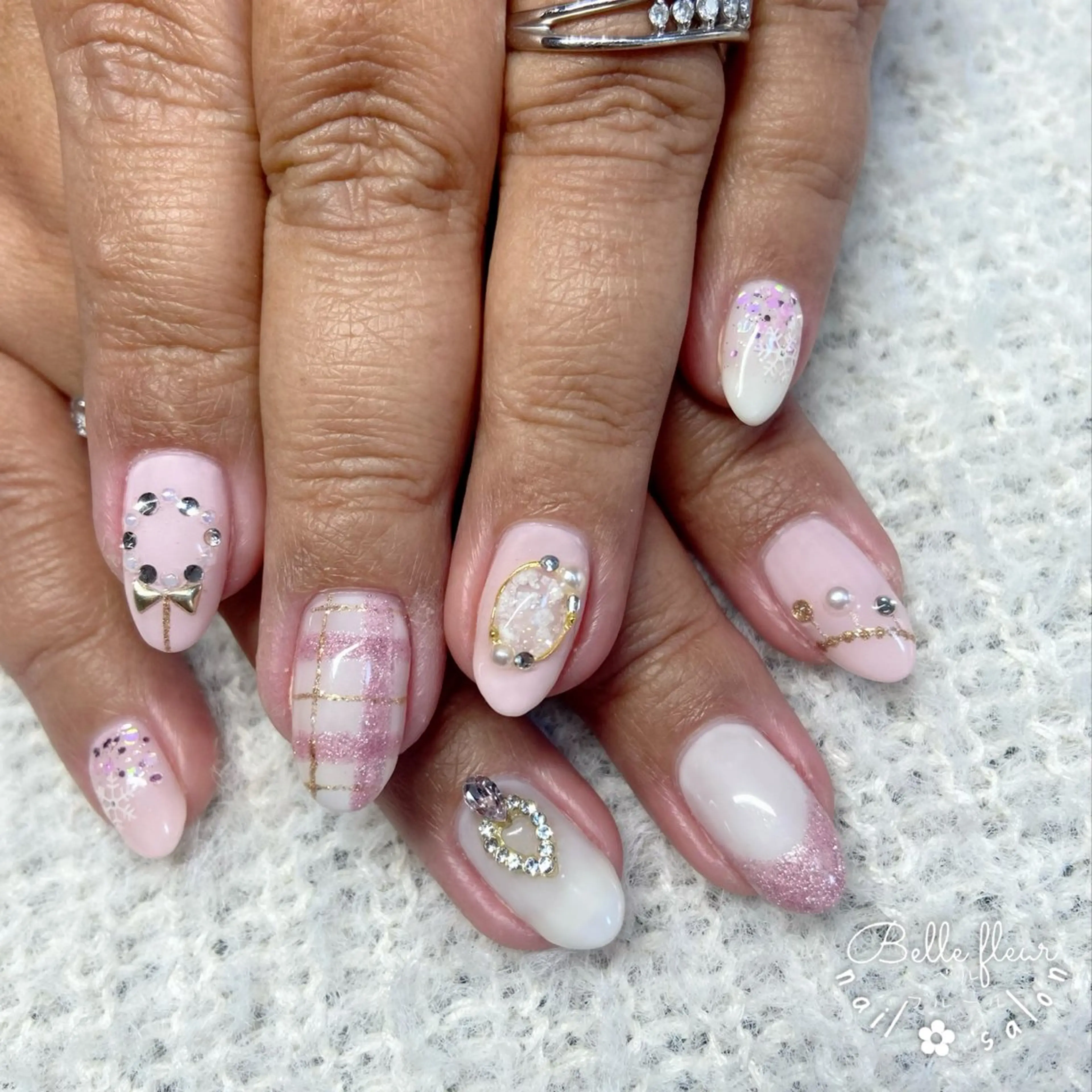 ネイル ハンドネイル ﾈｲﾙｻﾛﾝ Bellefleurのネイルデザイン