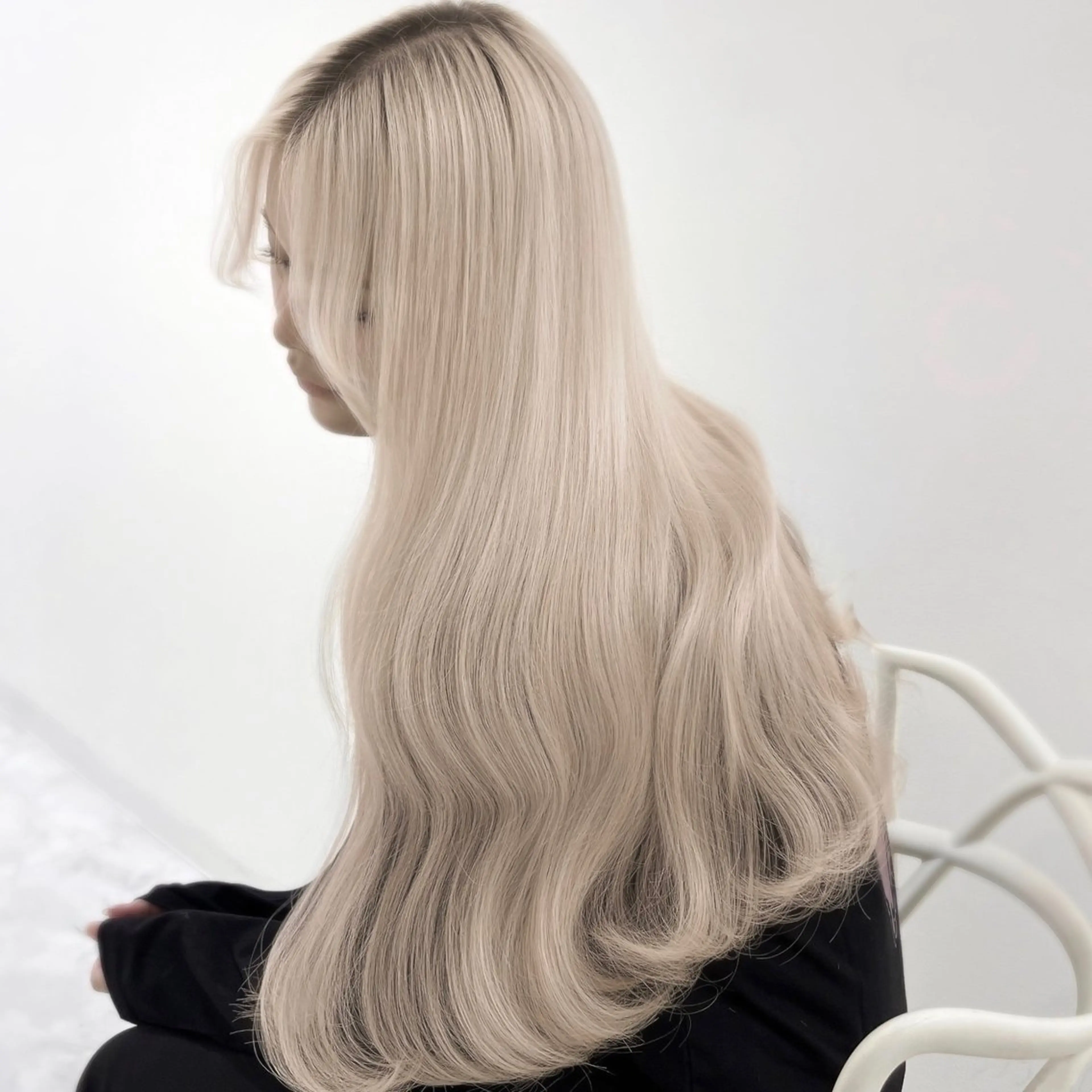 ロング ヘアカラー トリートメント SALOWIN札幌大通店所属・‎🤍札幌ハイトーン 🤍シンゴのヘアスタイル
