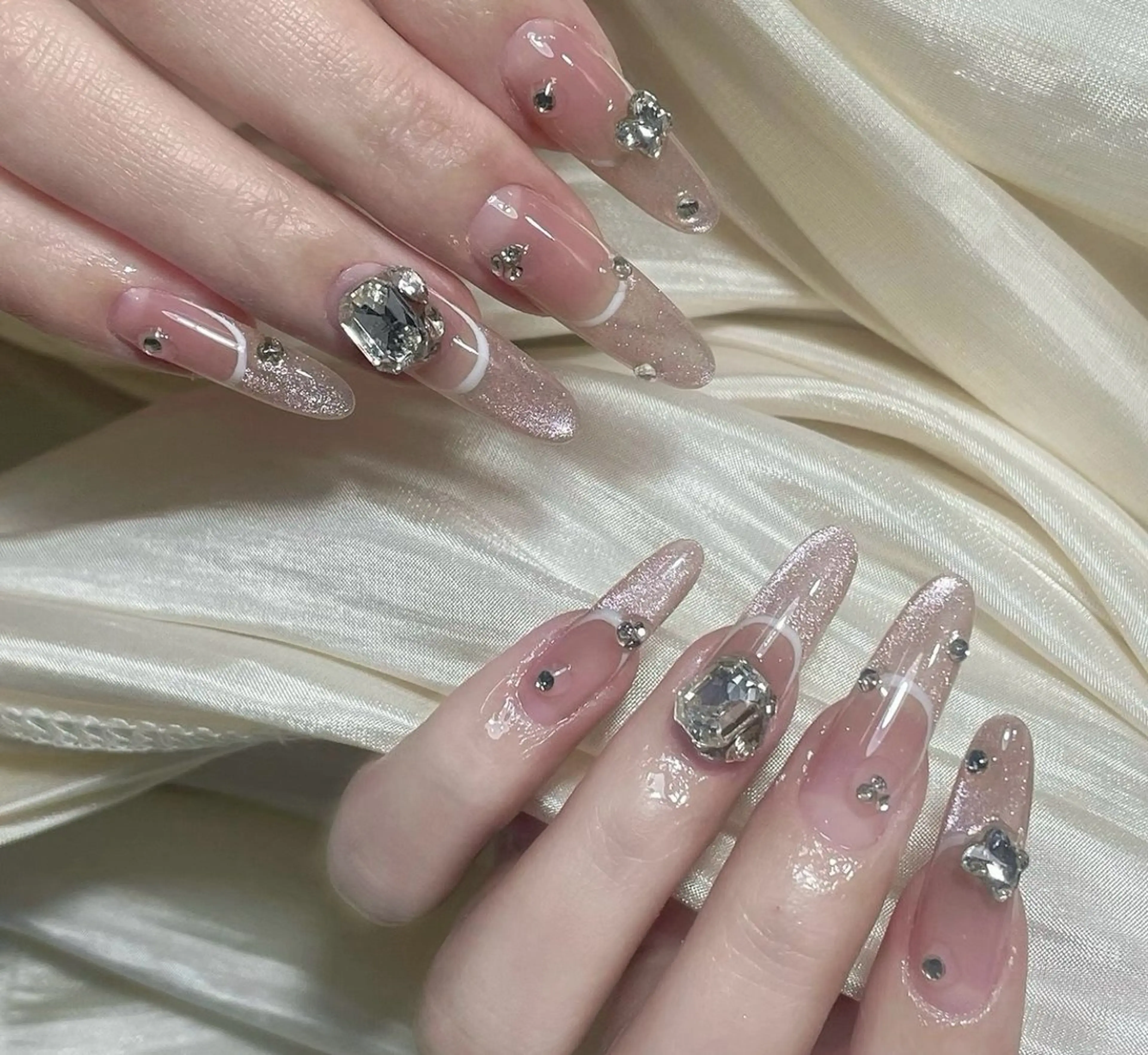 ネイル チークネイル フラワーネイル ガーリー 韓国ネイル マグネットネイル SunNail池袋駅 ワンホンネイルのネイルデザイン