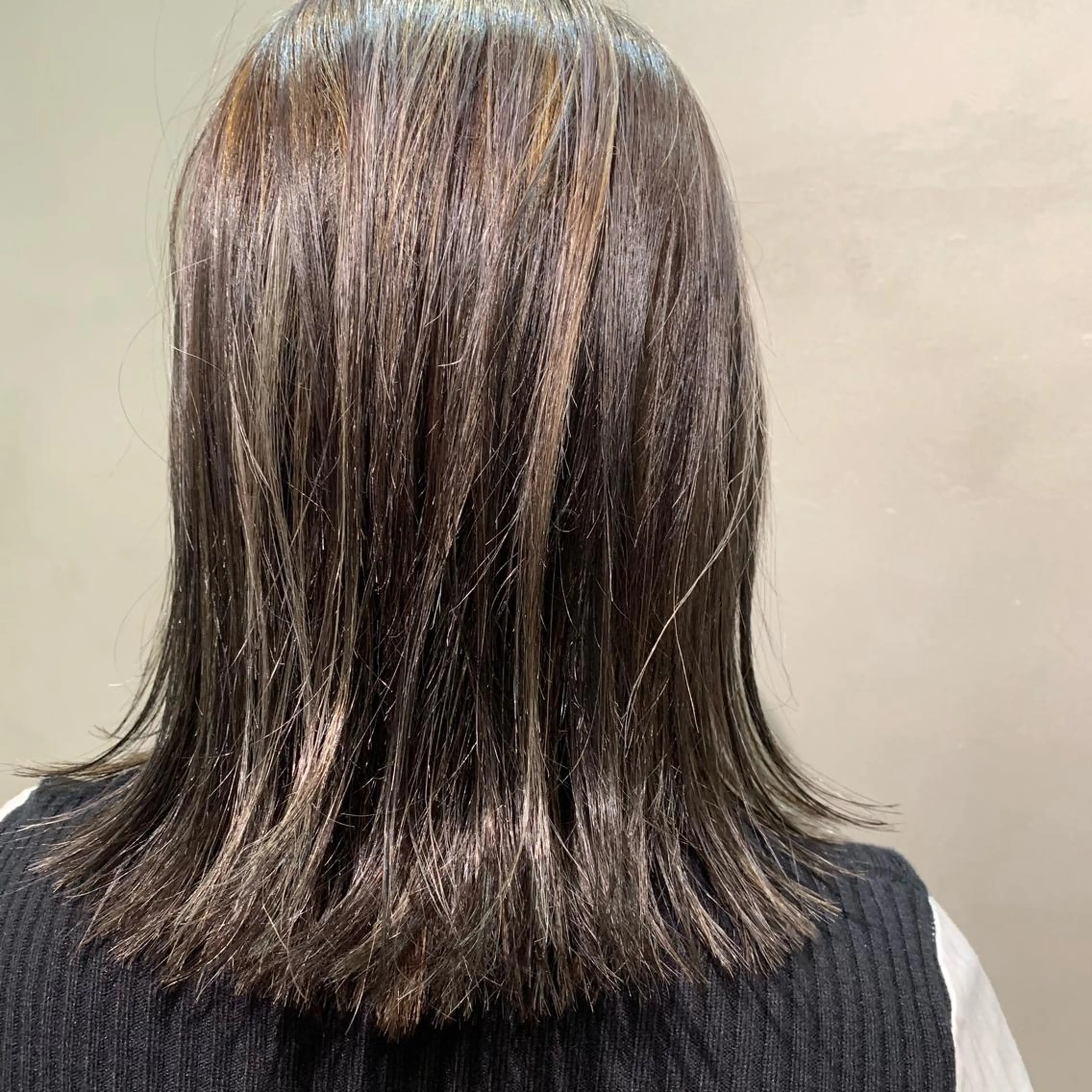 セミロング カラー ハイライトカラー ハイライト mono.所属・南茨/ヘッドスパ /カット/momoのヘアスタイル